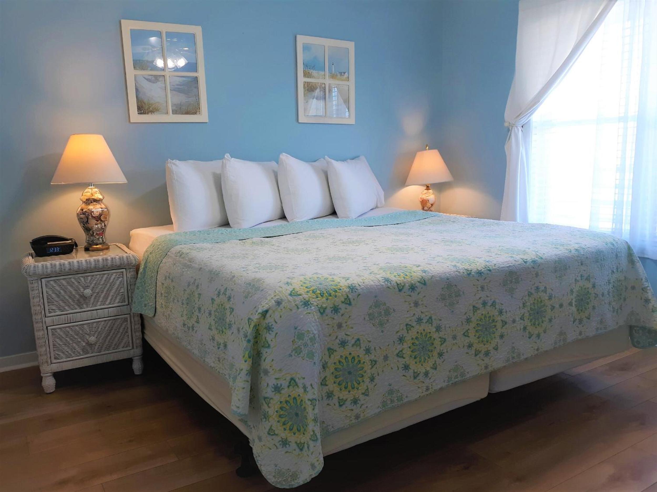King Suite with Ocean View