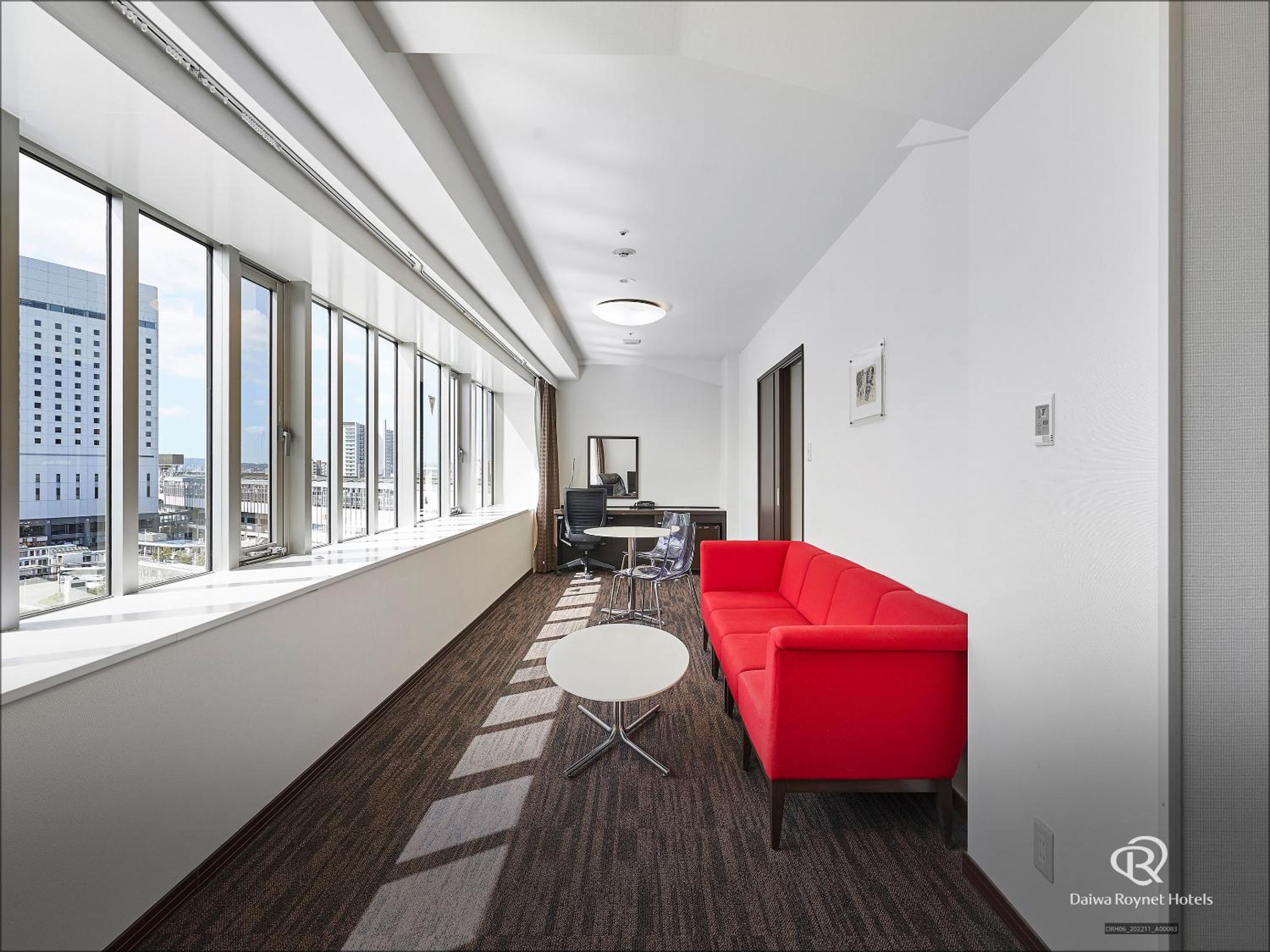 Junior Suite Room - Non-Smoking - Photo 4