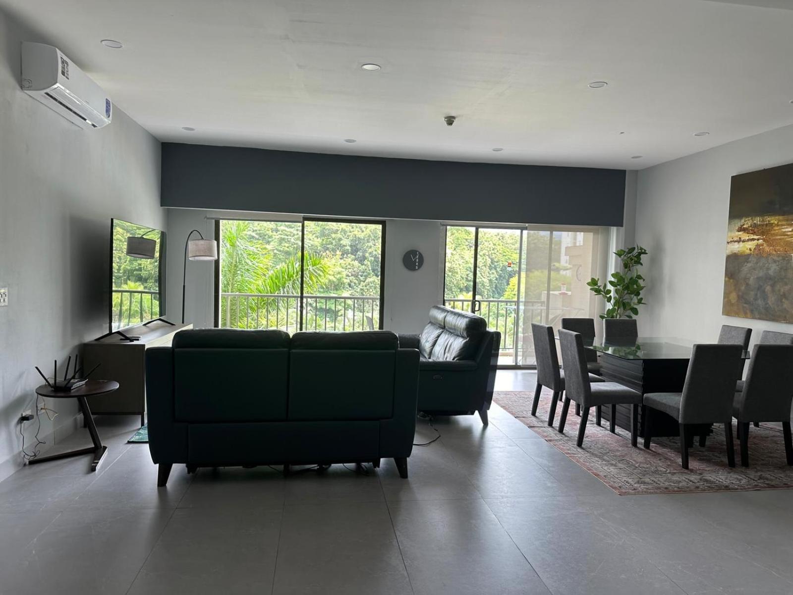 Two-Bedroom Apartment with Pool View photo 1