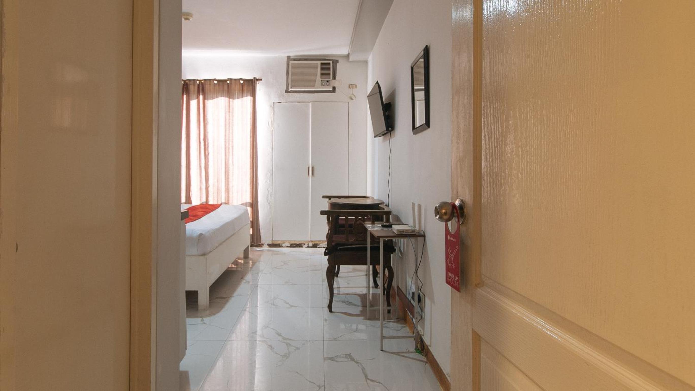 Standard Double Room - Photo 5