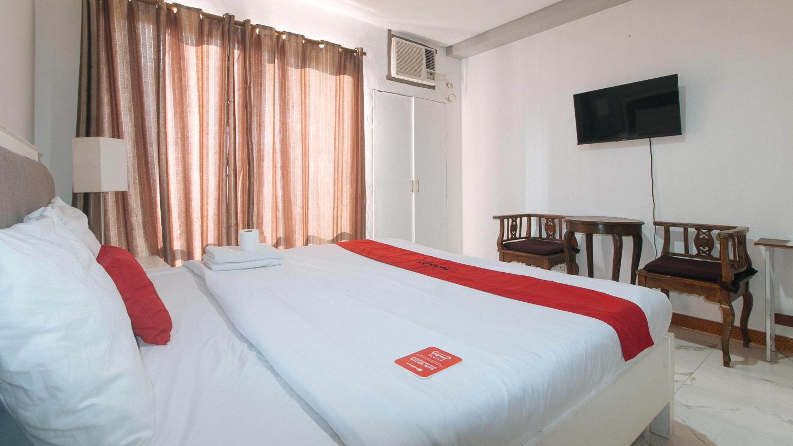 Standard Double Room - Photo 4