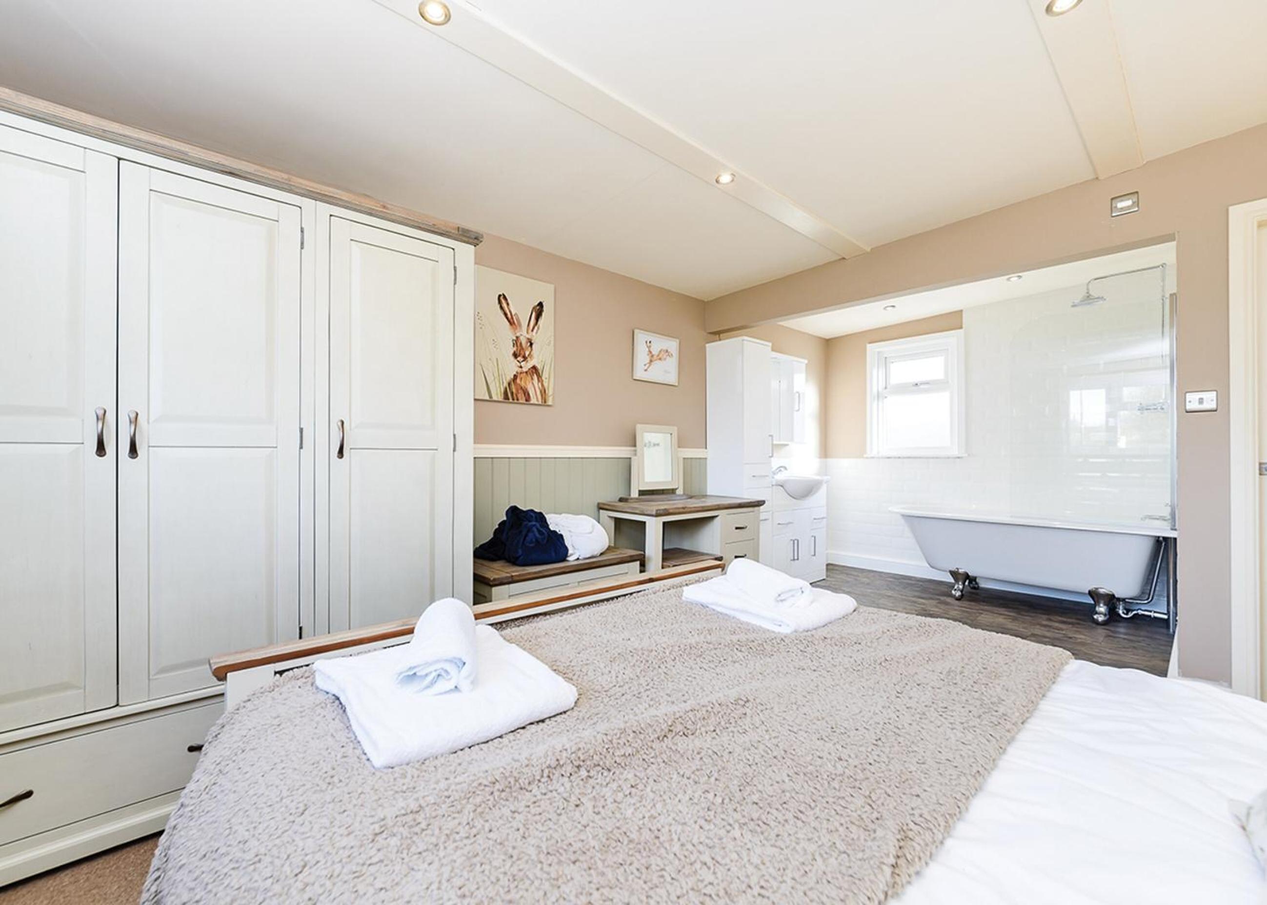 One-Bedroom House 3 photo 2
