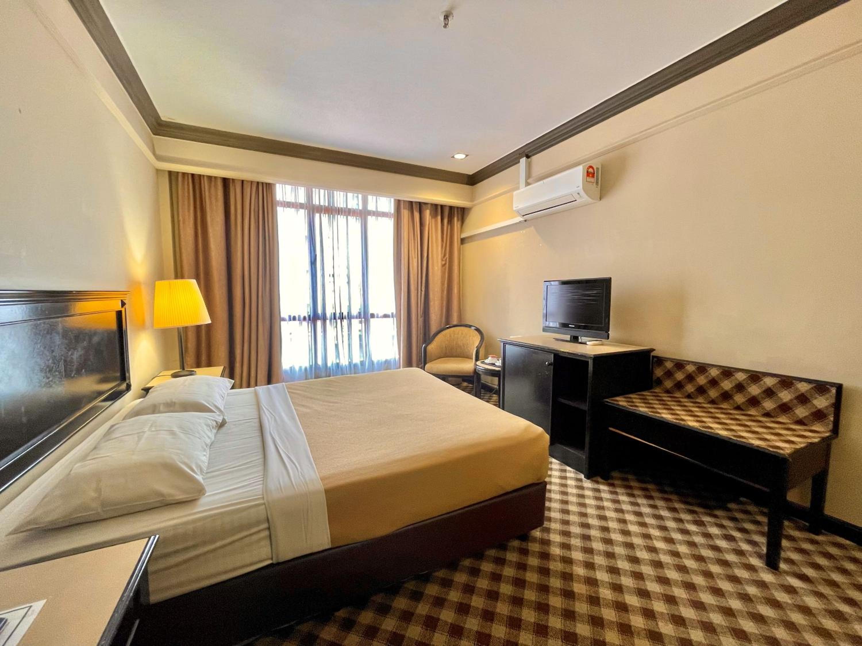 Deluxe King Room