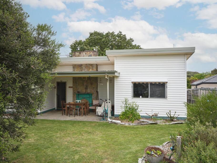 Two-Bedroom House photo 3
