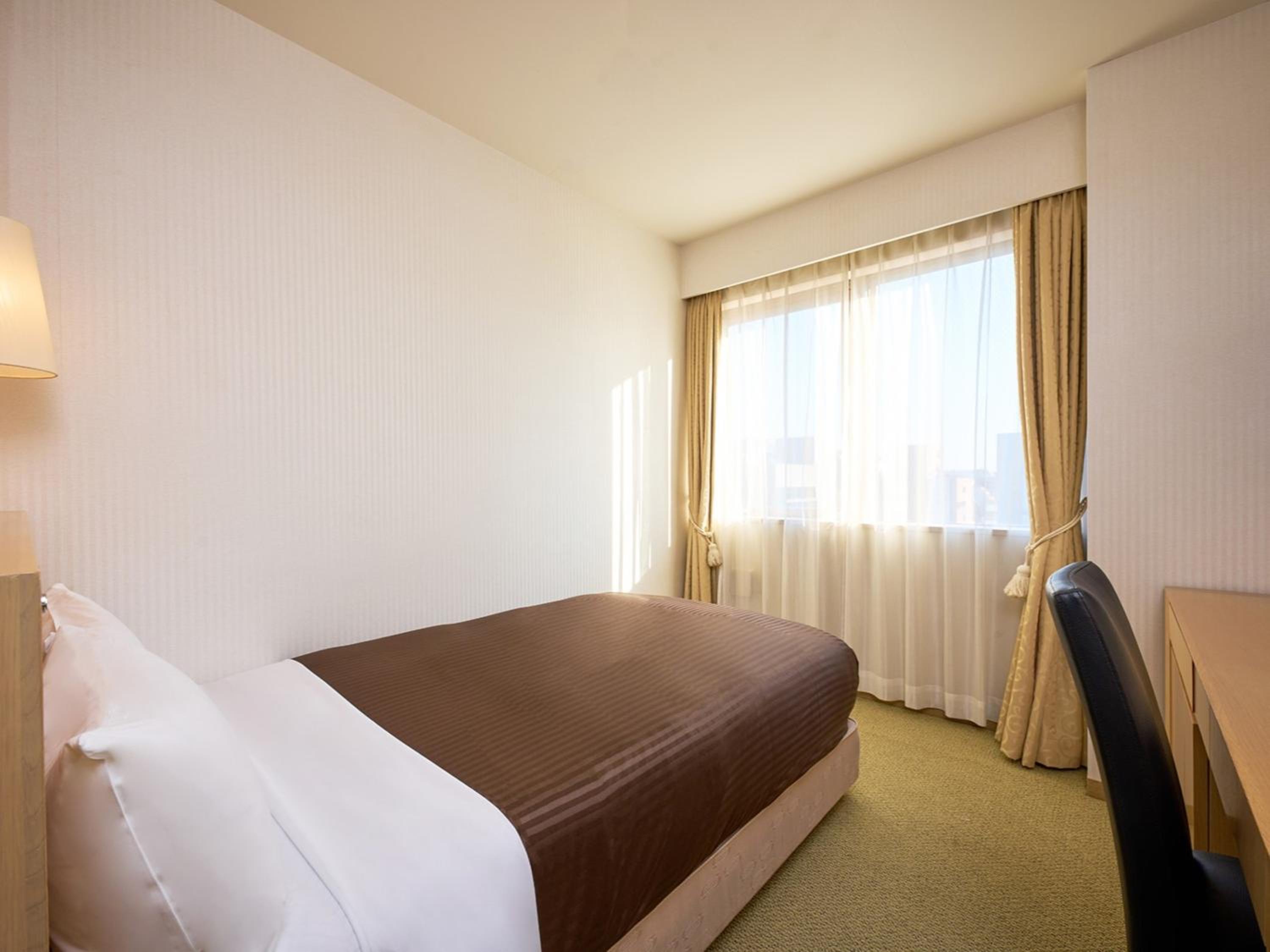 Standard Double Room with Small Double Bed - Non-Smoking - Comfort Floor photo 3