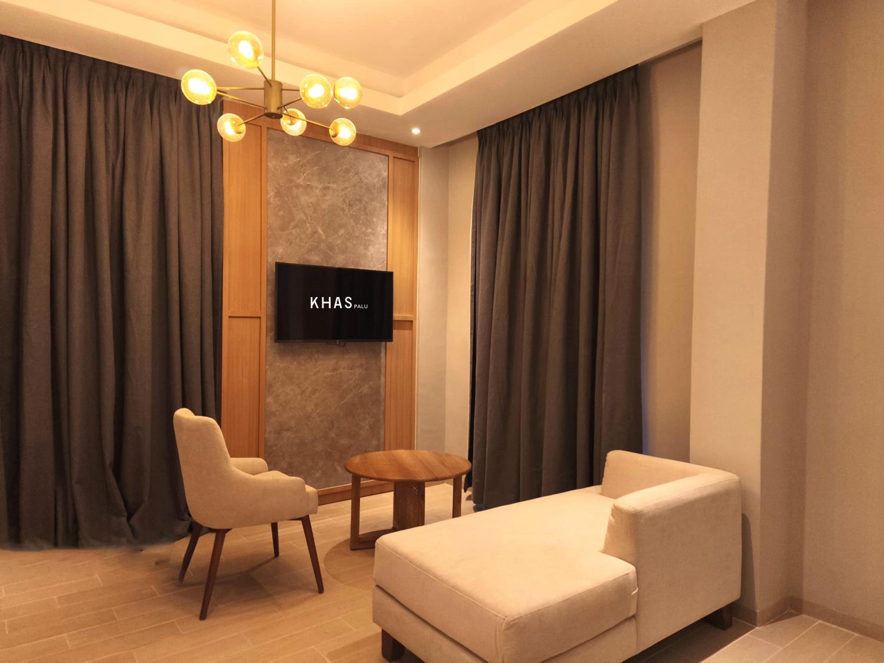 Suite - Photo 2