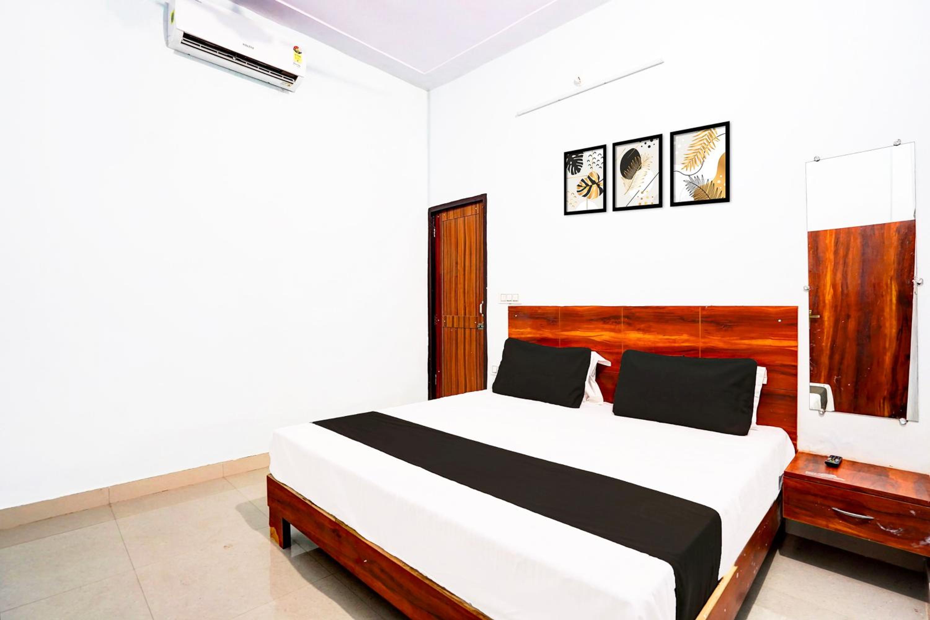 Classic Triple Room photo 1