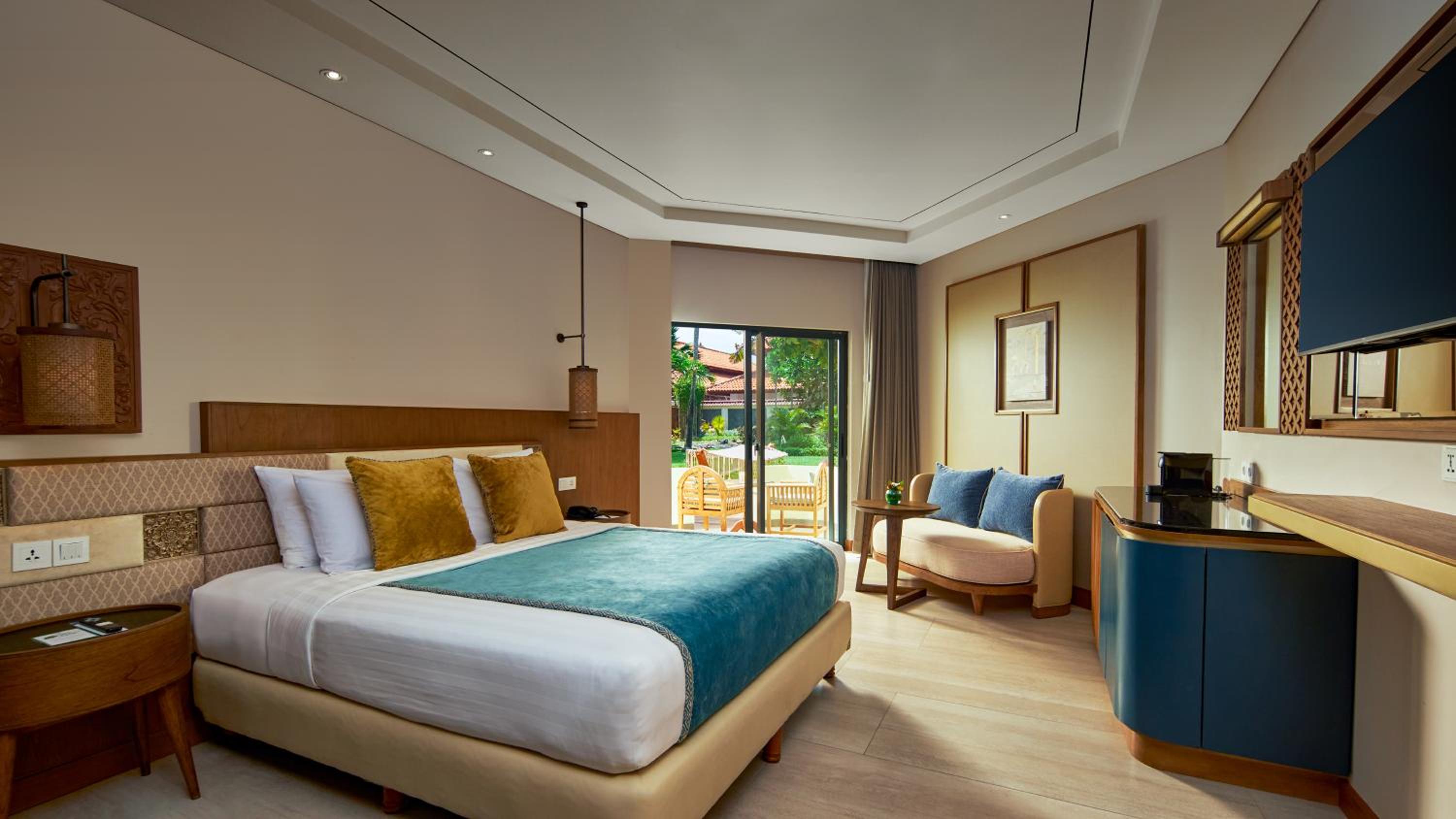 Double or Twin Room with Terrace