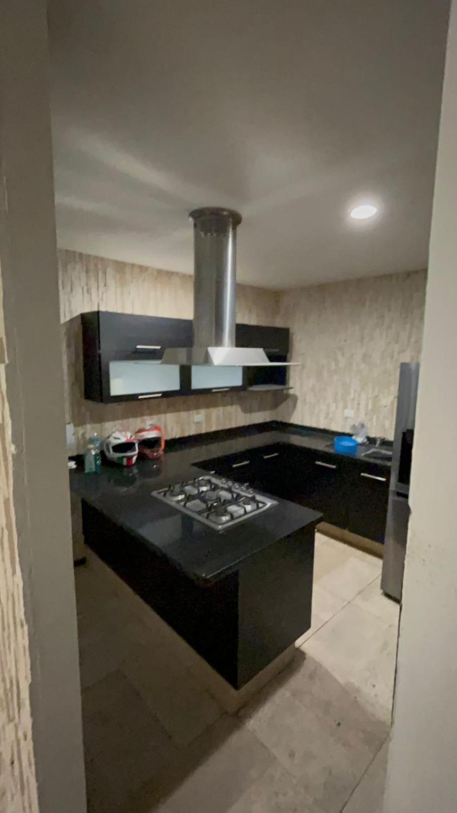 Quadruple Room With Private Bathroom photo 2