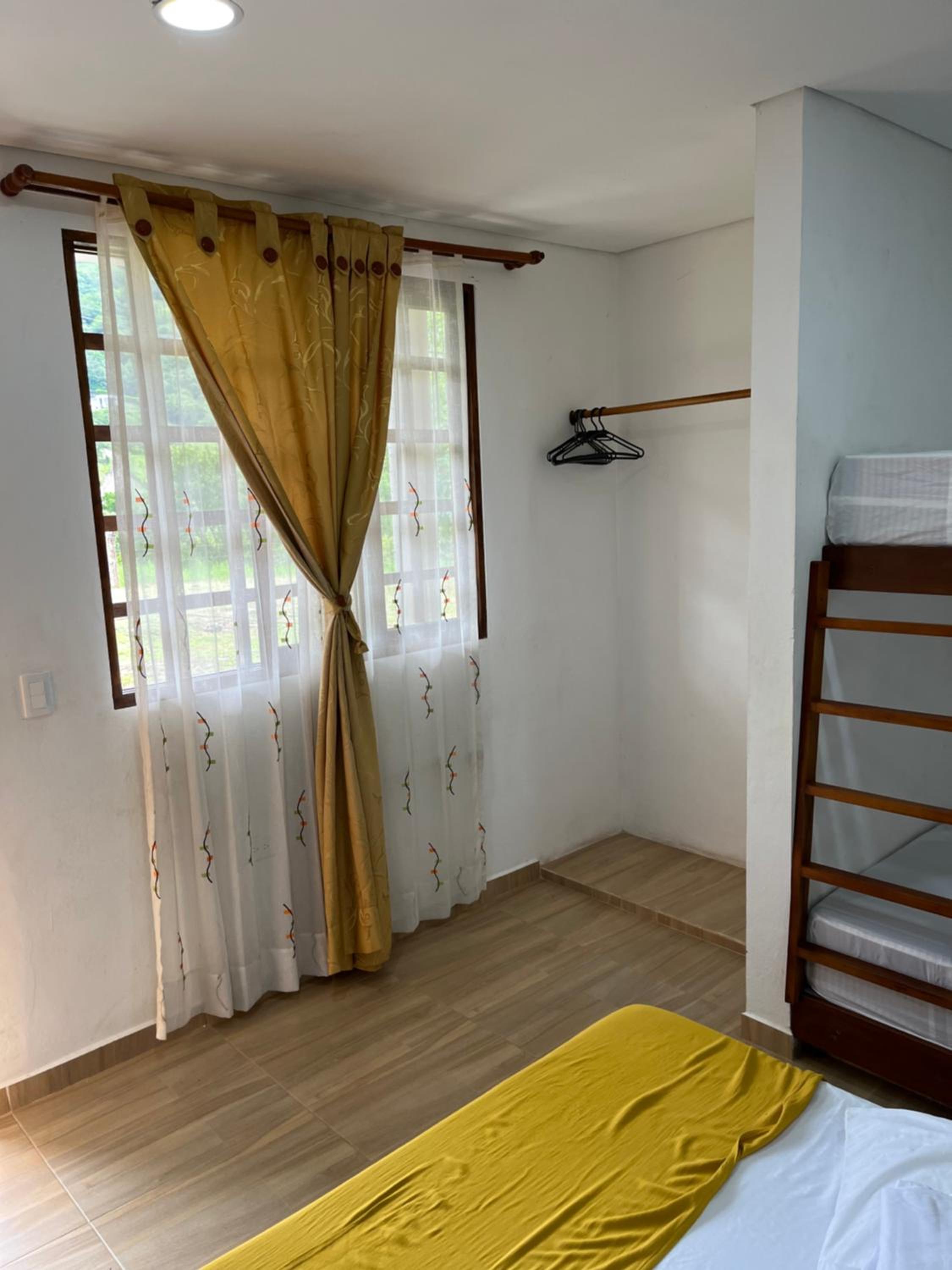 Family Room With Garden View photo 2