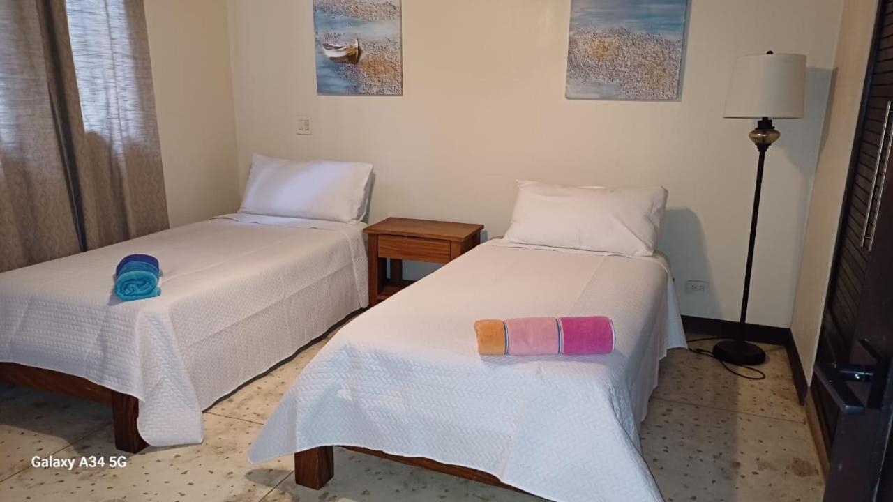 Three-Bedroom Villa photo 2