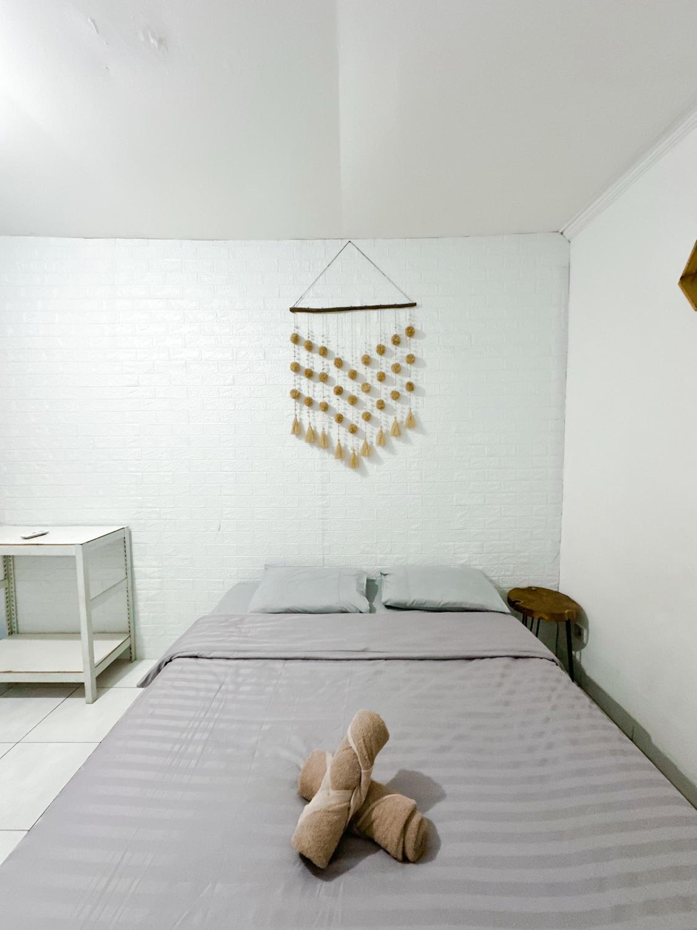 Budget Double Room photo 2