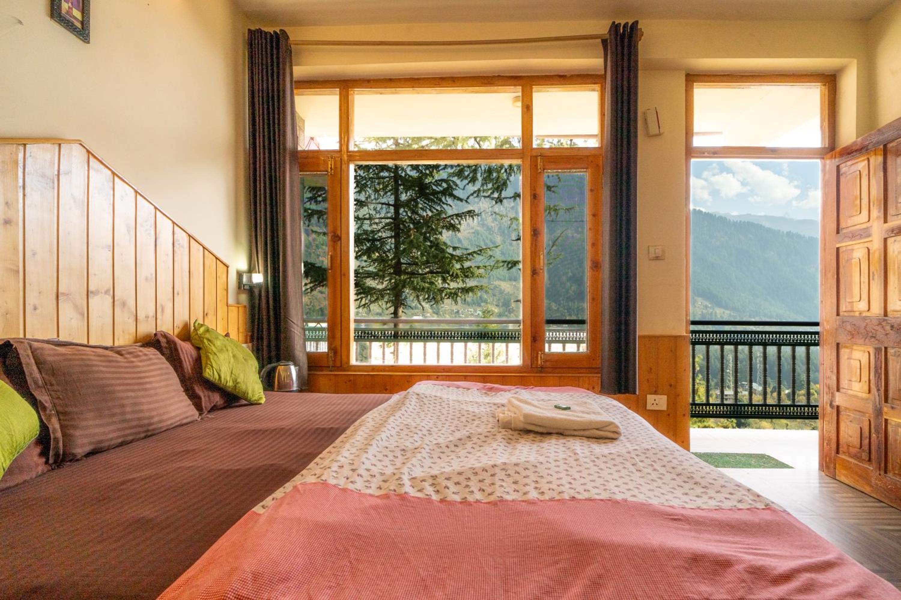 Deluxe Family Suite