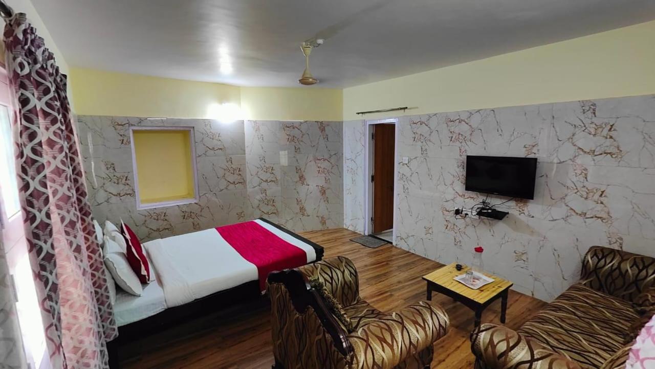 Deluxe Room - Photo 3