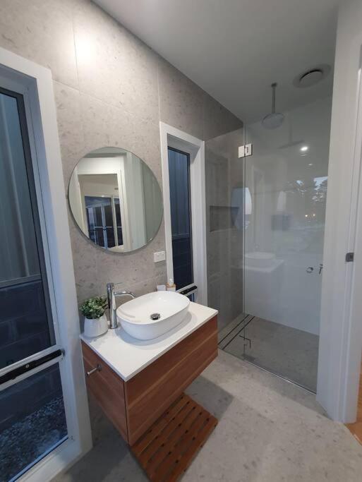 One-Bedroom House photo 3