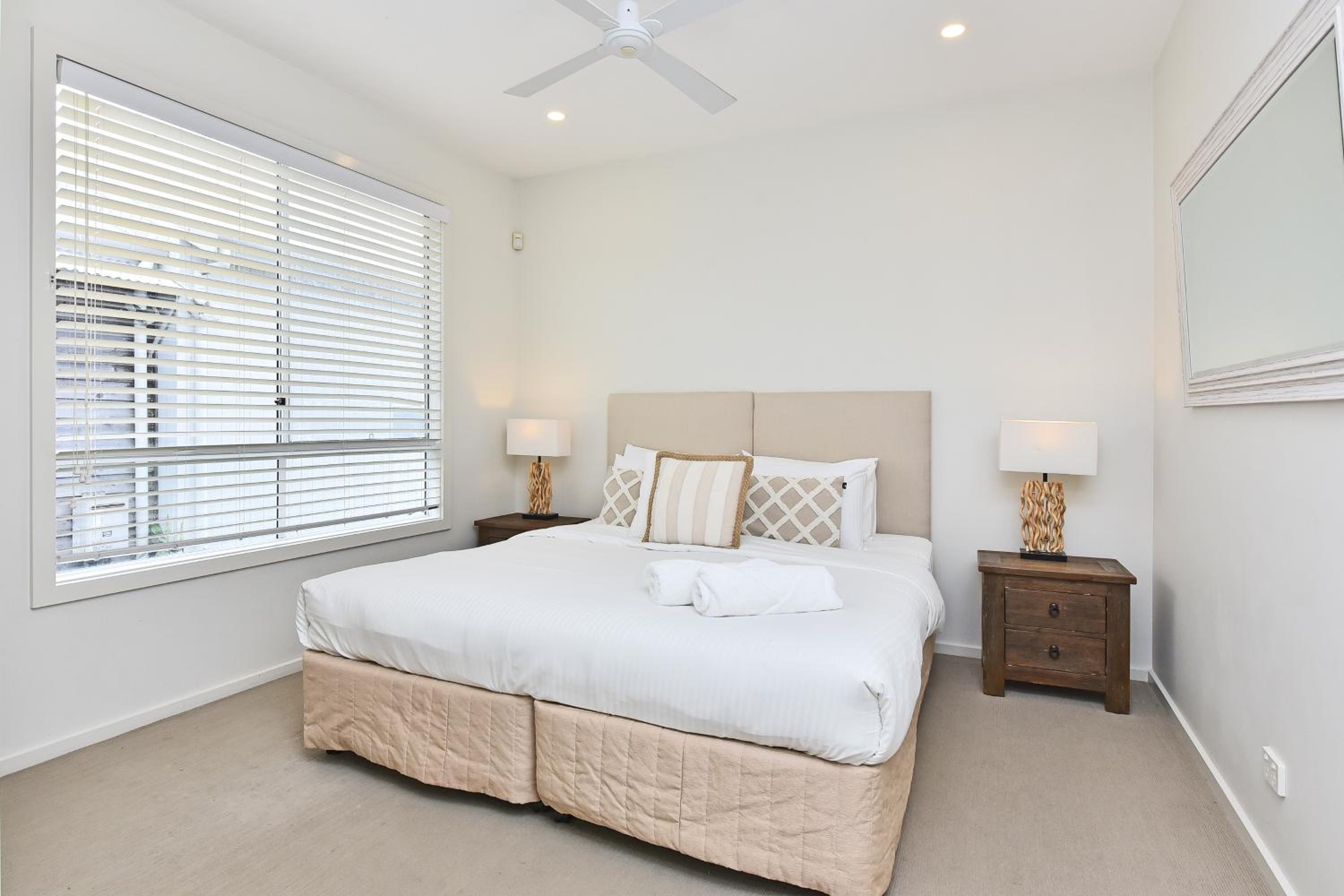 Two Bedroom Ocean Villa Beachside 11 photo 2