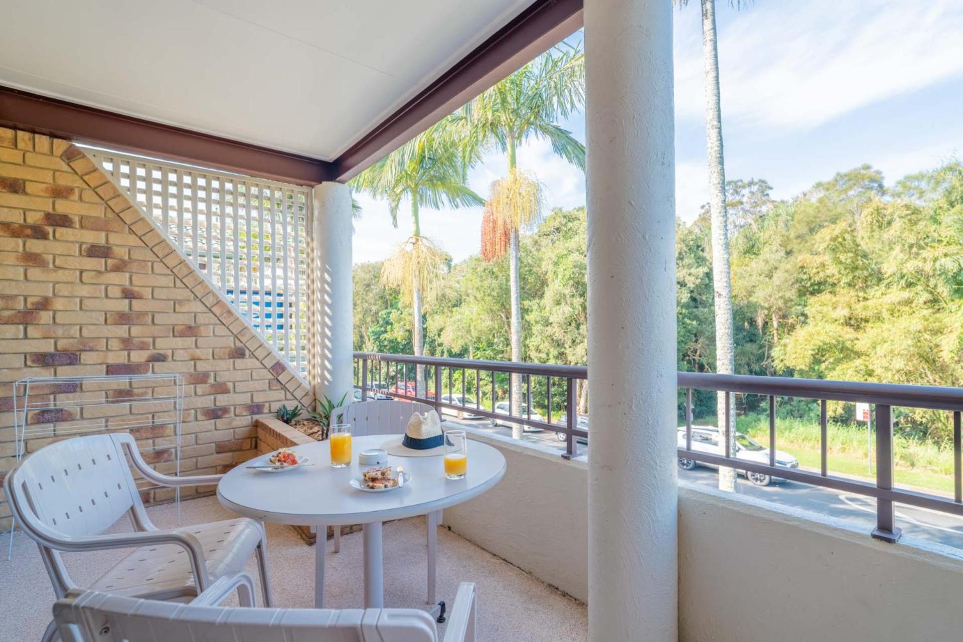 Family Room with Balcony photo 2