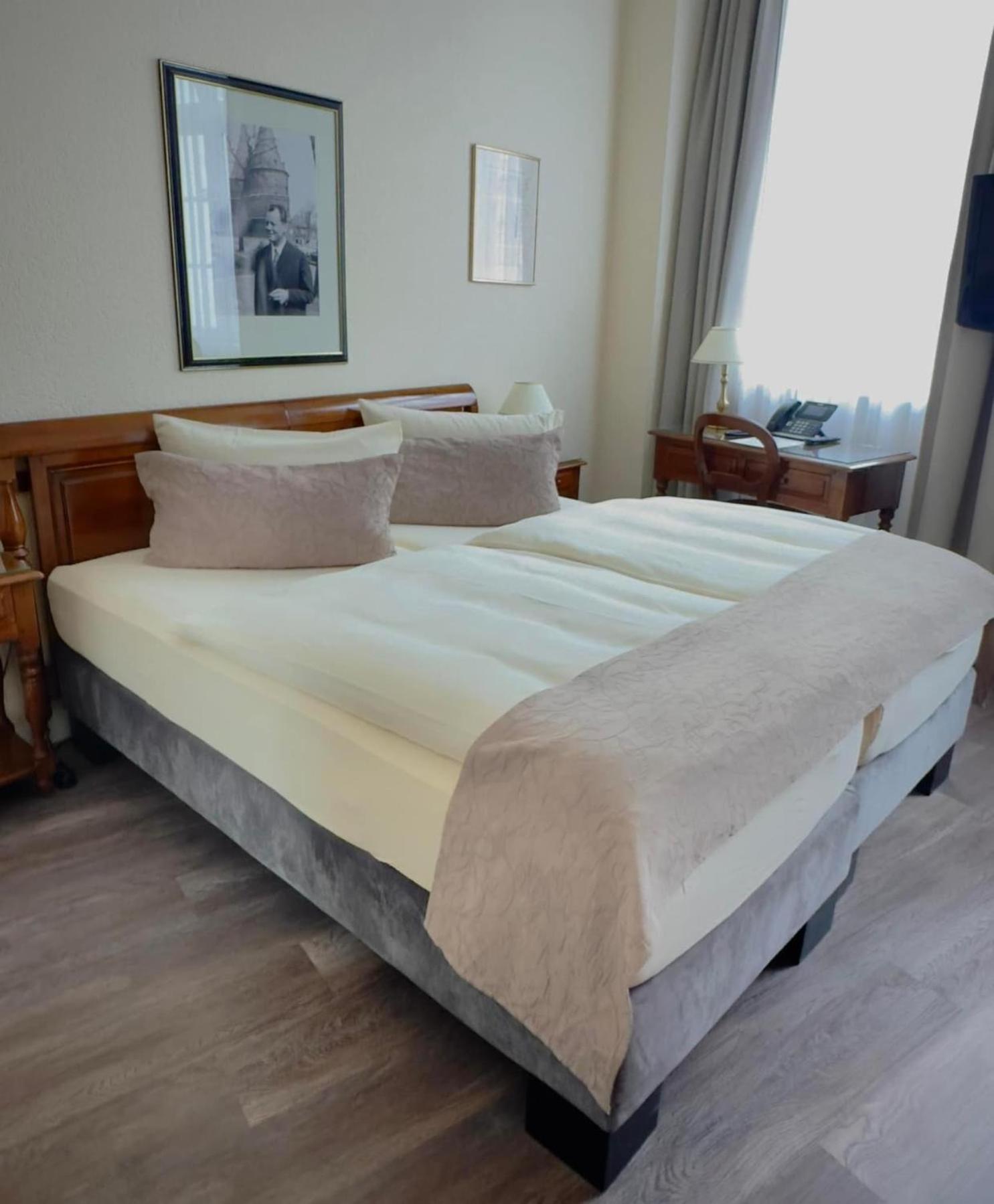 Double Room - Photo 13