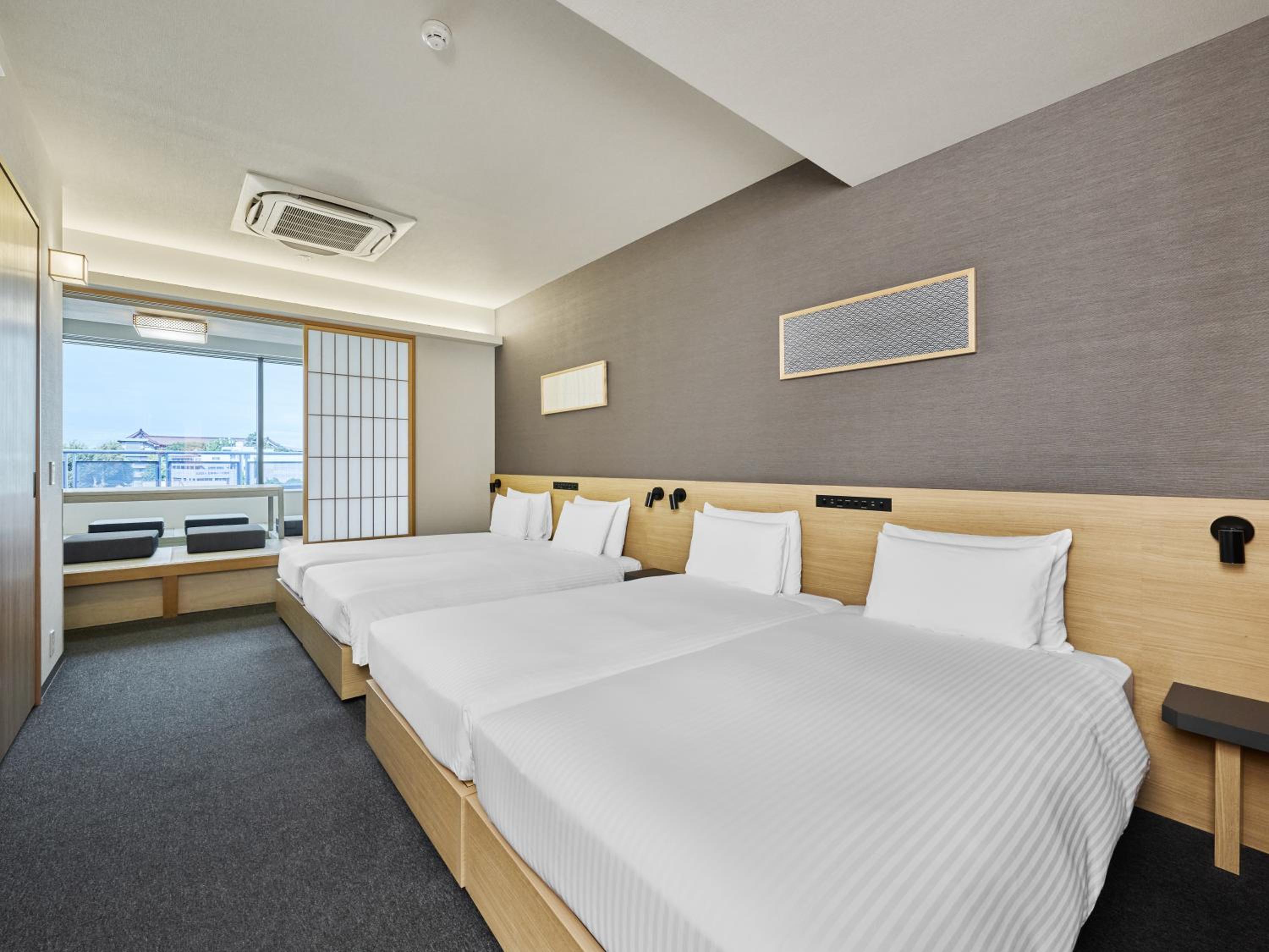 Premium Japanese Apartment photo 3