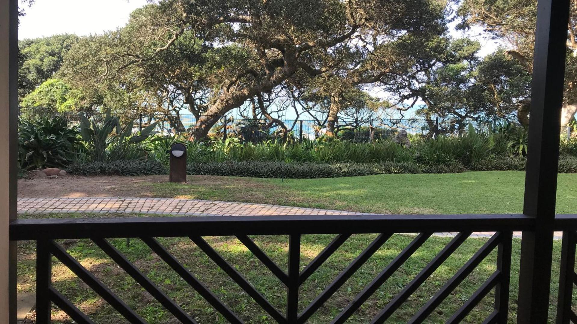 Two-Bedroom Apartment with Garden View photo 3