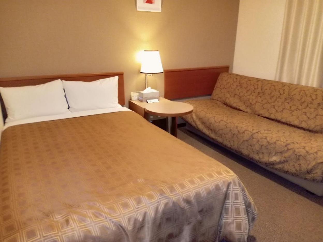 Single Room with Small Double Bed - Non Smoking - Photo 4