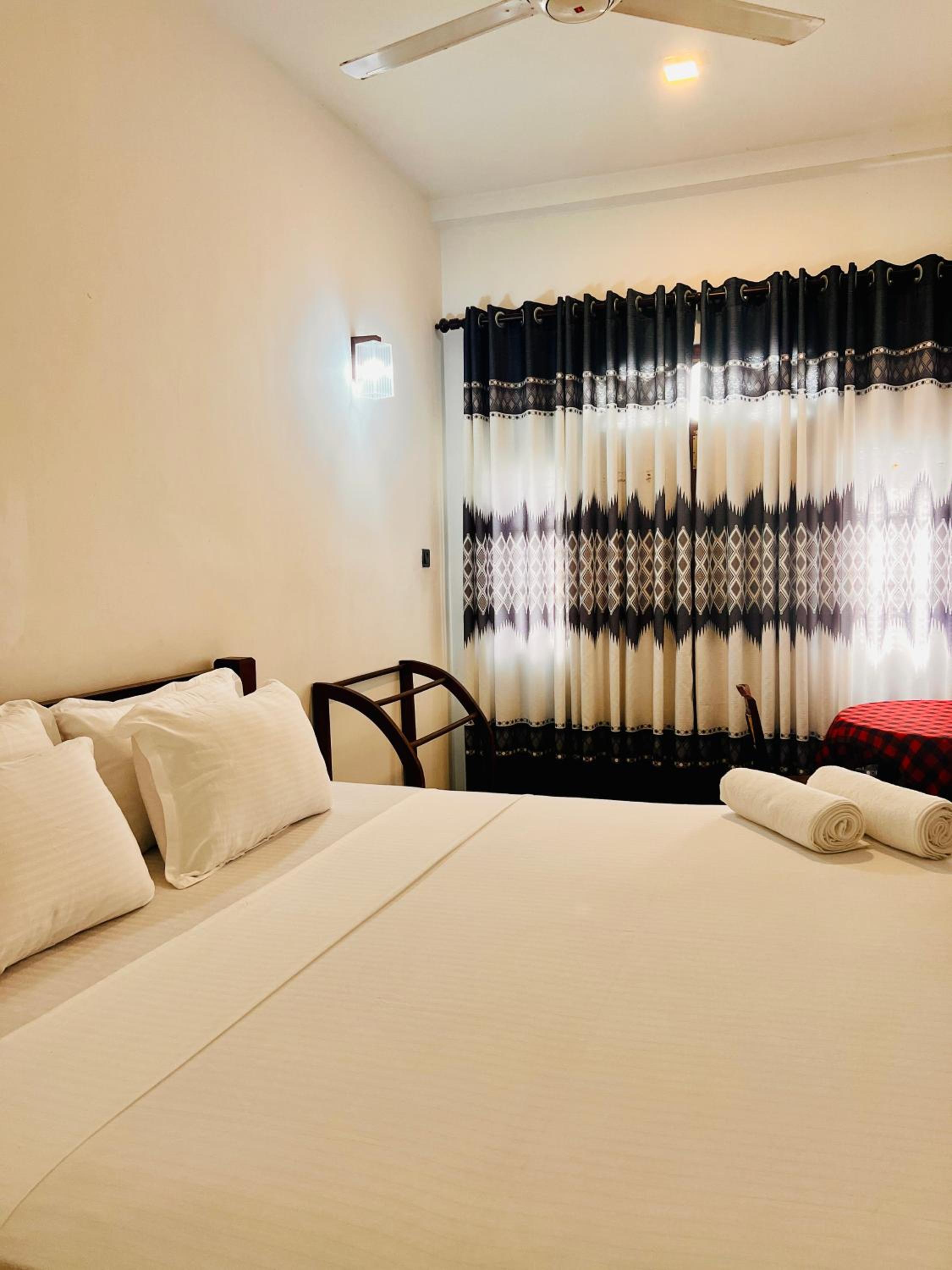 Budget Double Room photo 1
