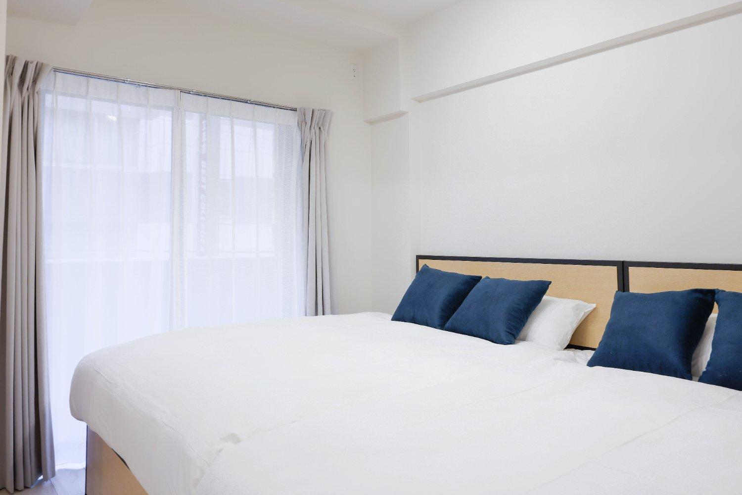 One-Bedroom Apartment with Balcony photo 2