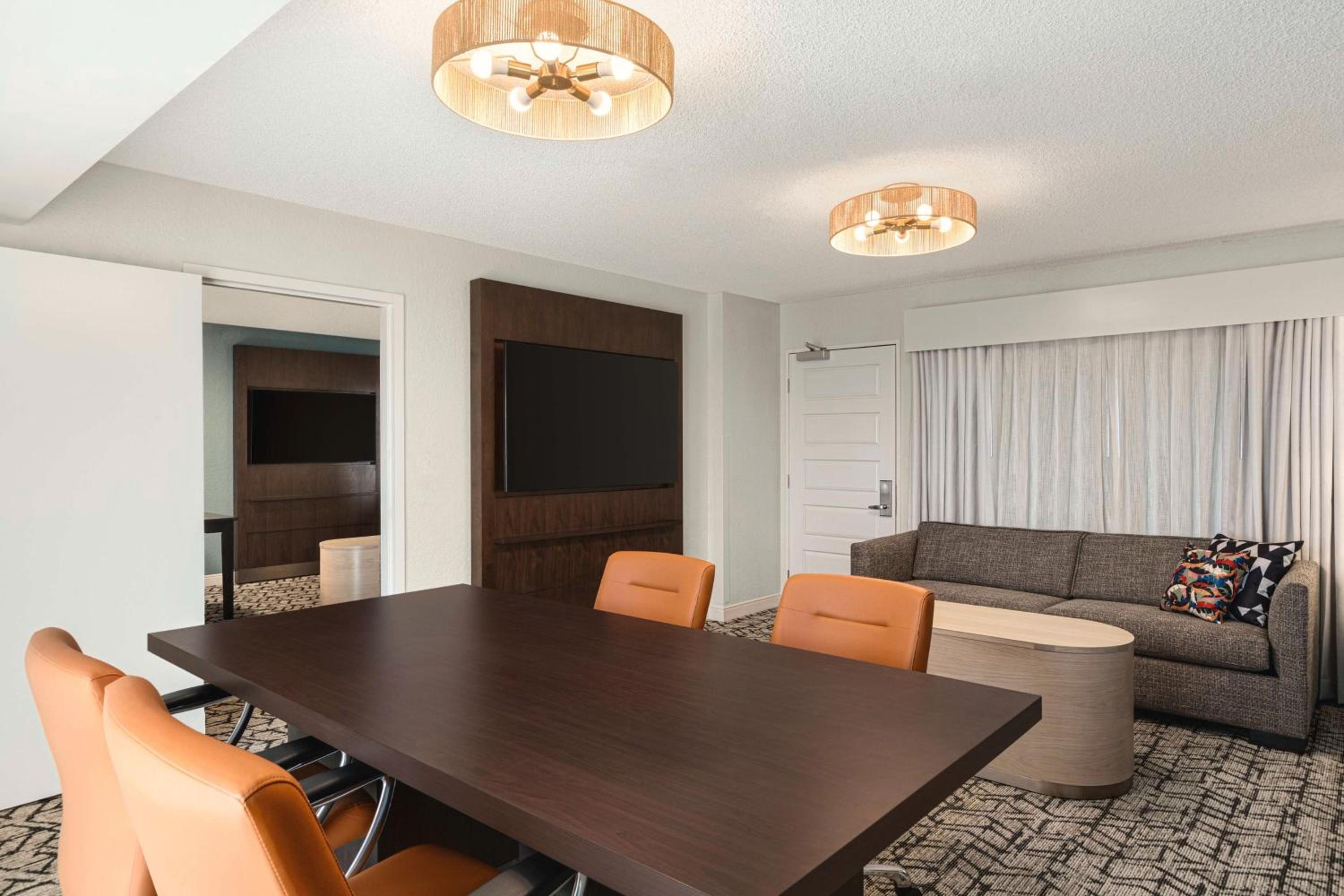 Two-Room Premium Suite with Two Double Beds - Non-Smoking - Photo 3