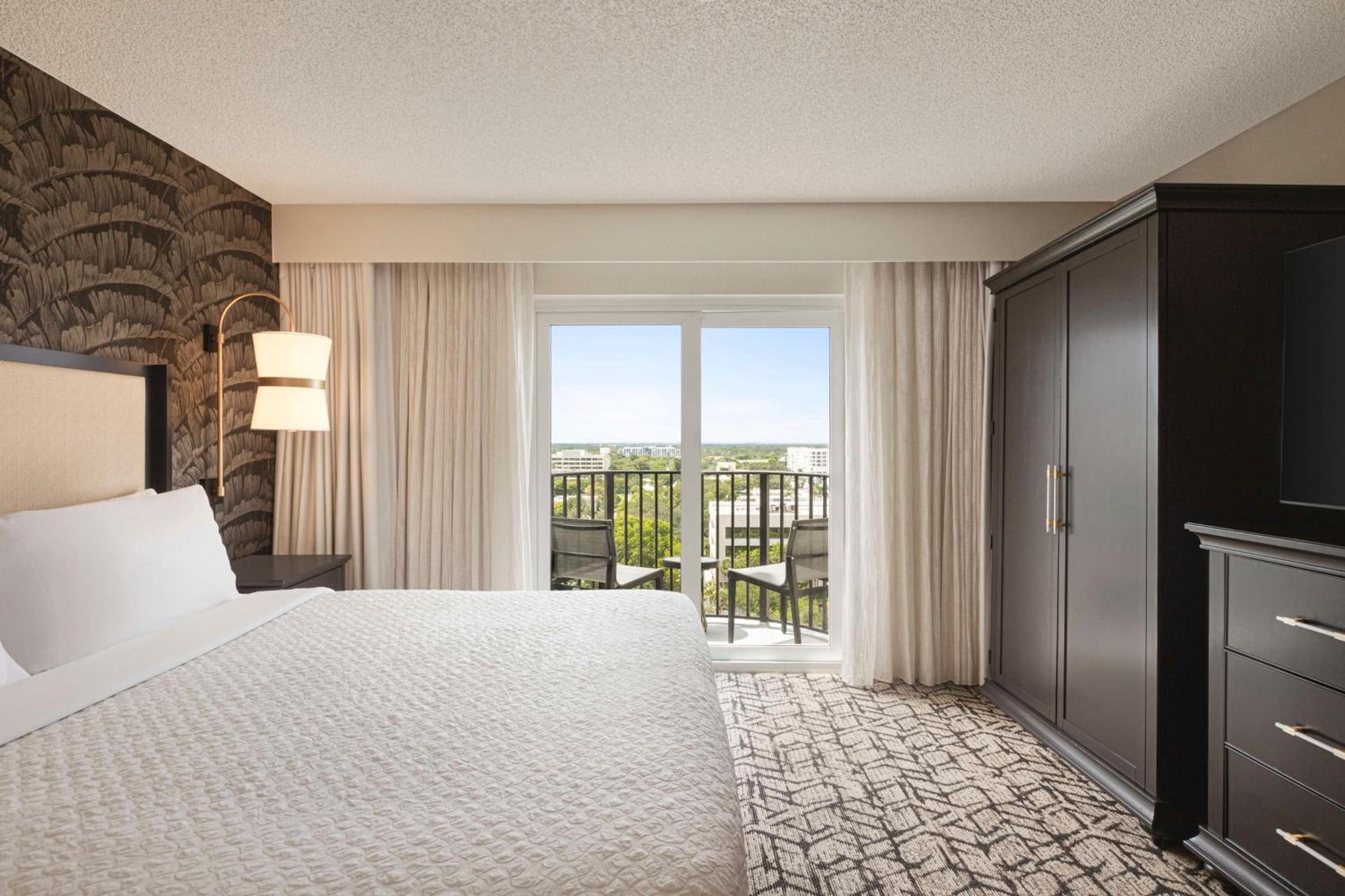Two-Room Premium King Suite with Shower/Tub - Photo 8