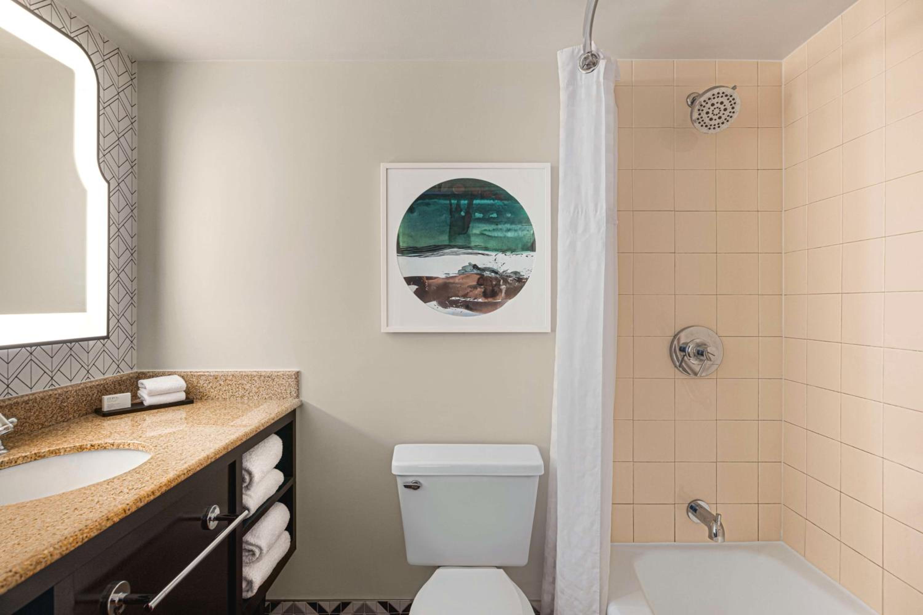 Two-Room King Suite - Non-Smoking - Photo 12