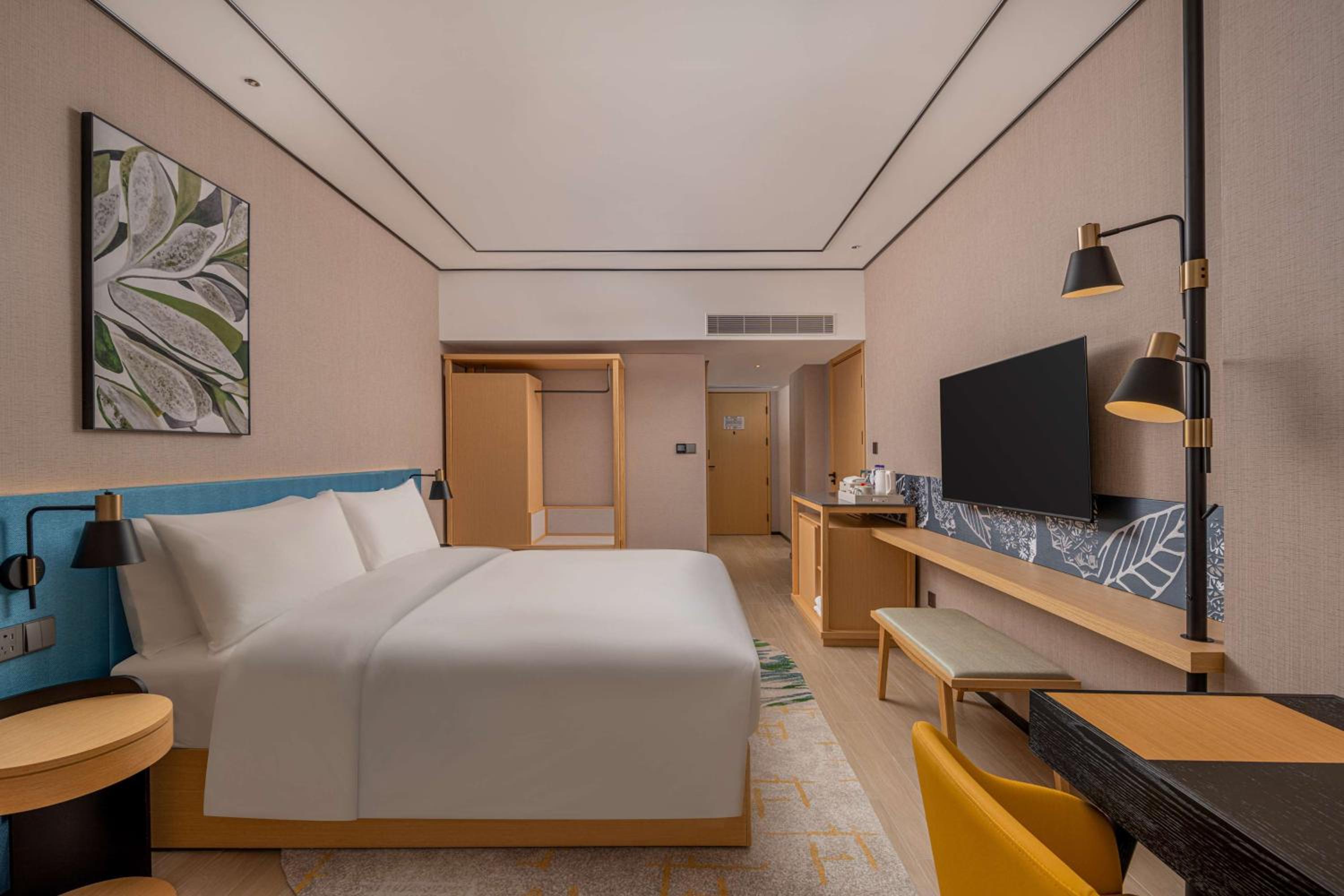 King Room - Mobility Accessible