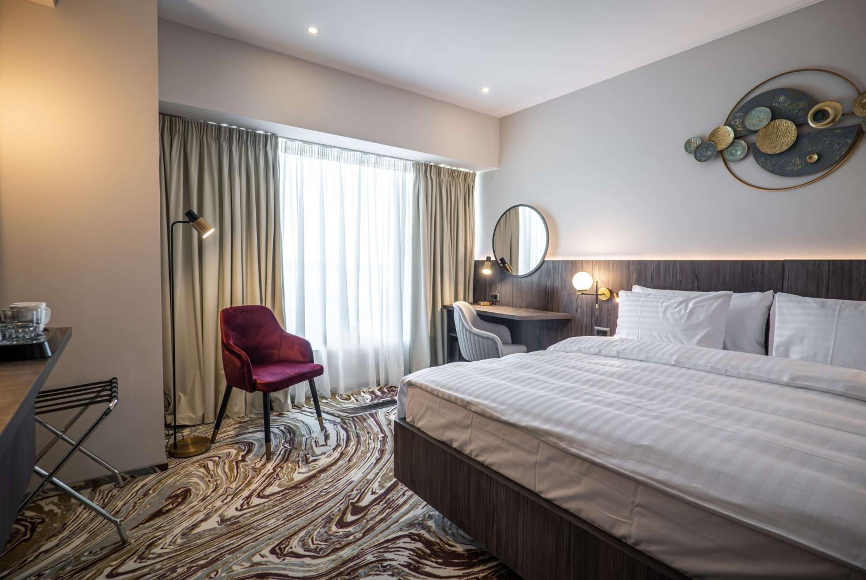 Standard Queen Room - Photo 1