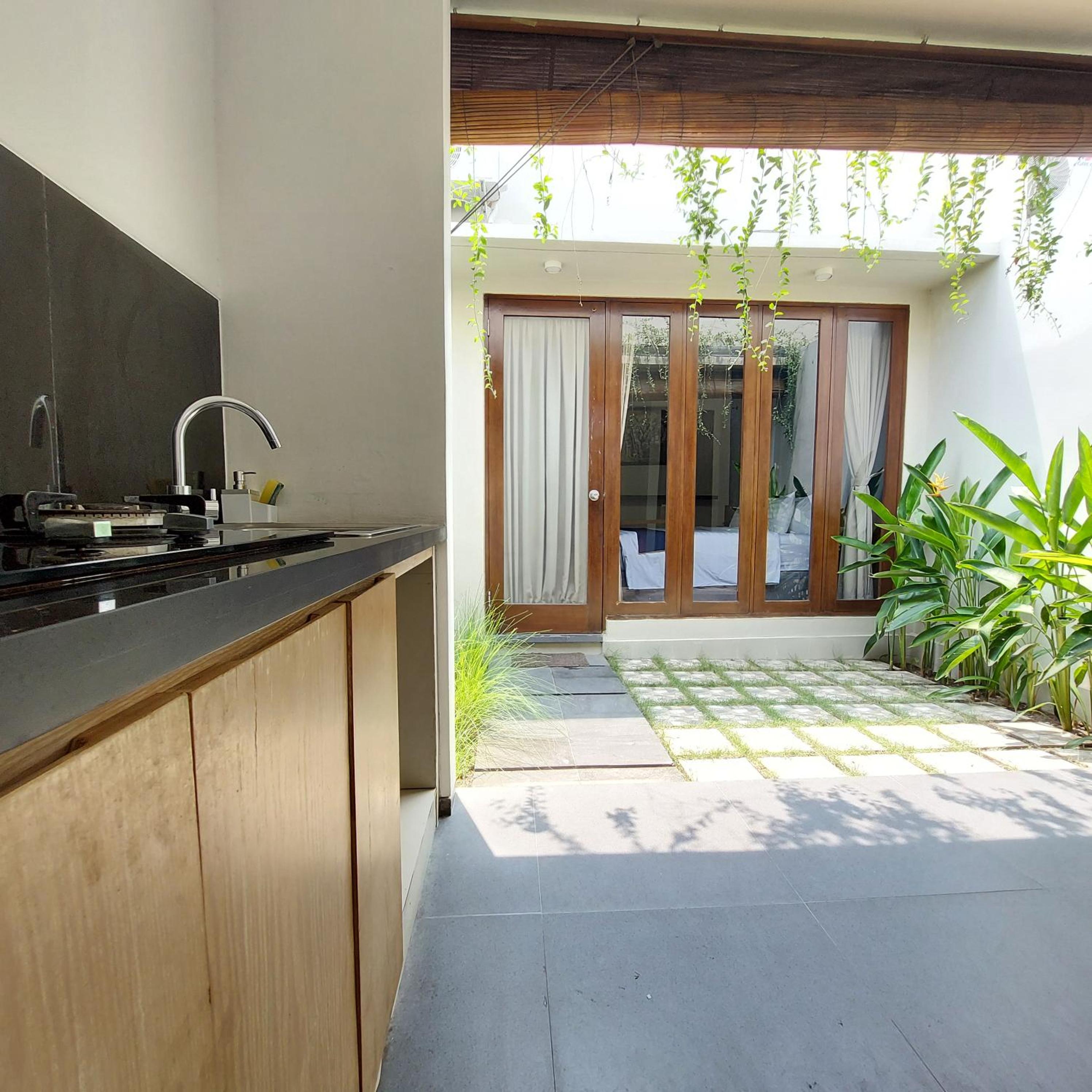Gardenia Deluxe Room - Photo 9