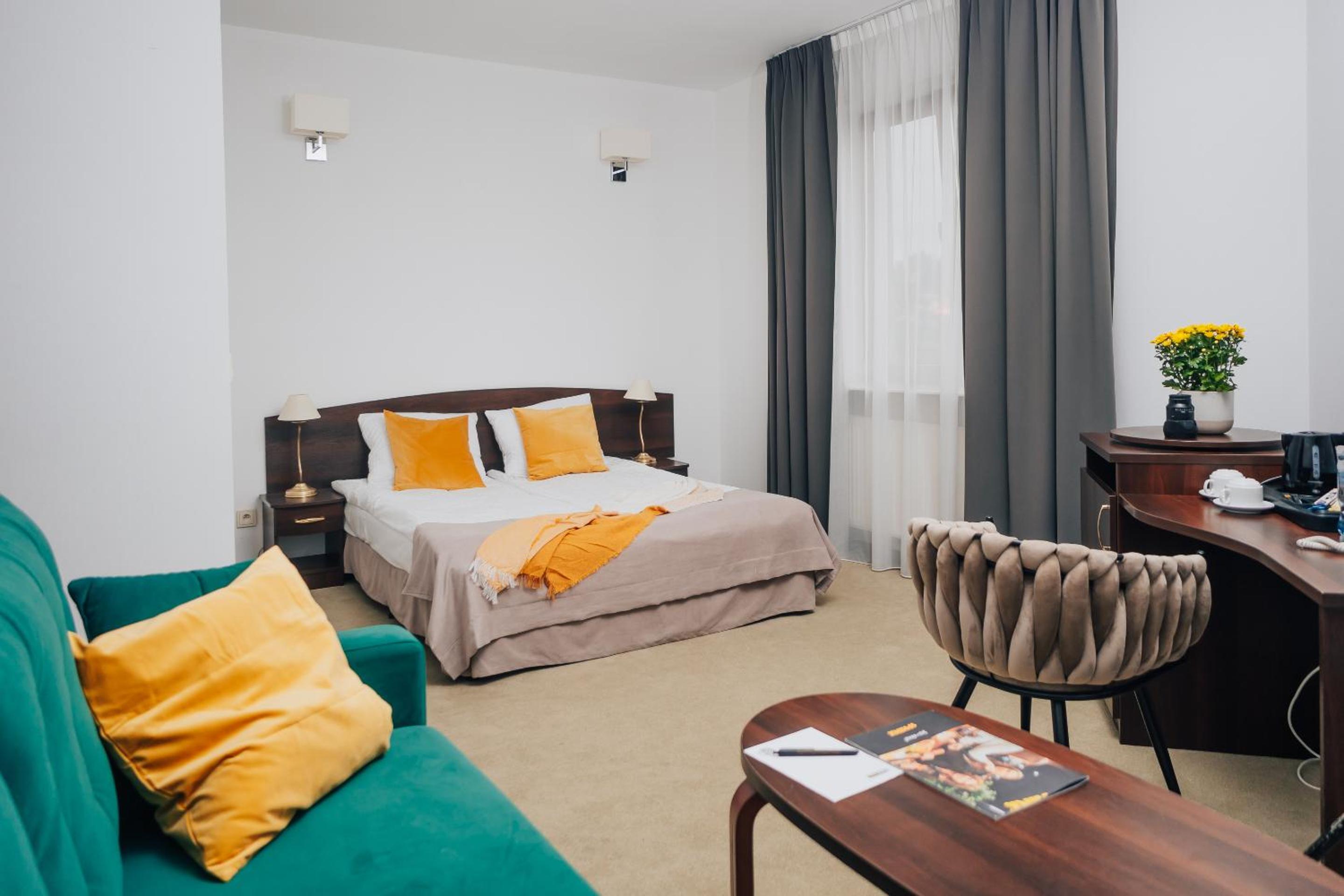 Deluxe Double Room photo 3