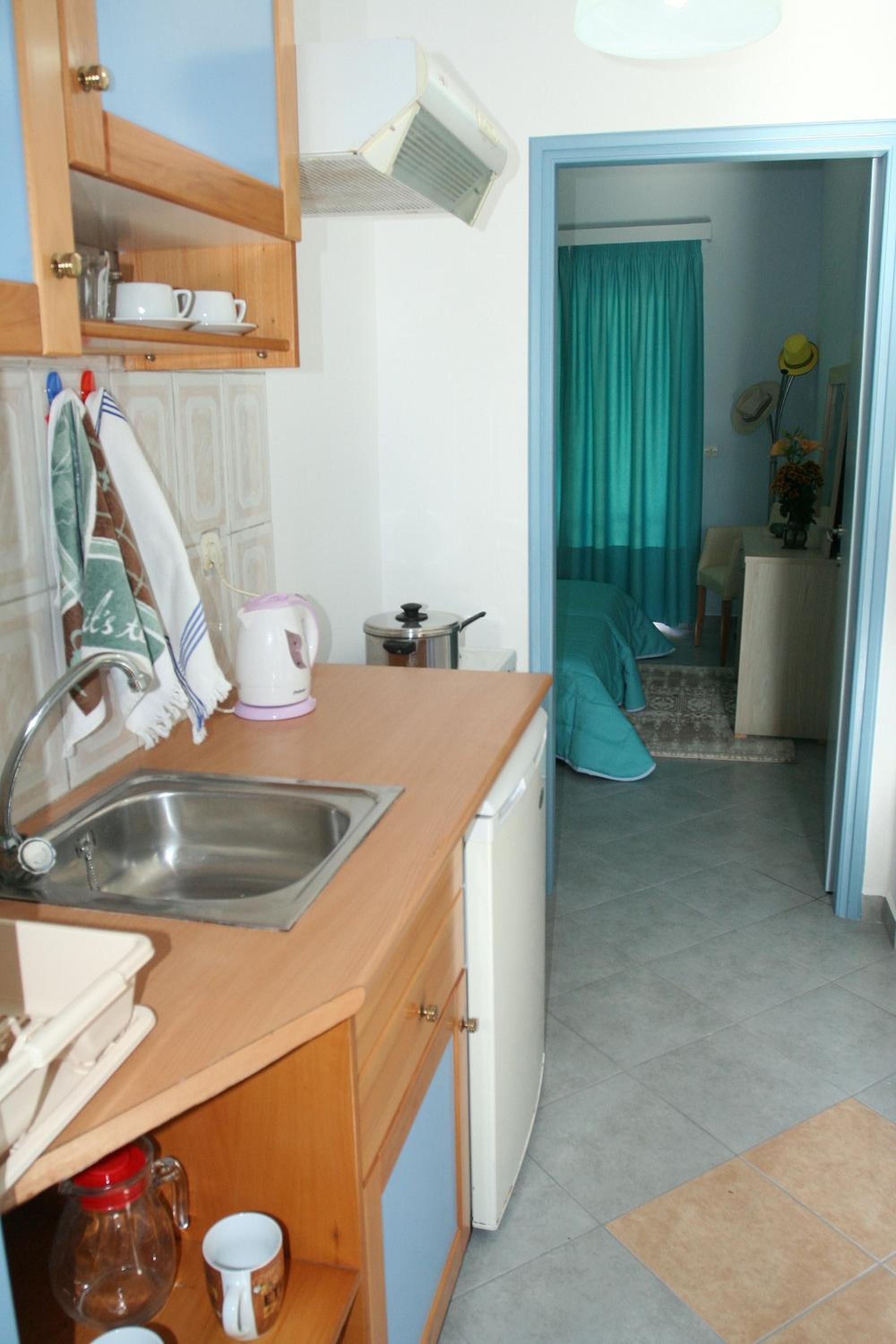 Deluxe One-Bedroom Apartment with Twin Beds photo 3