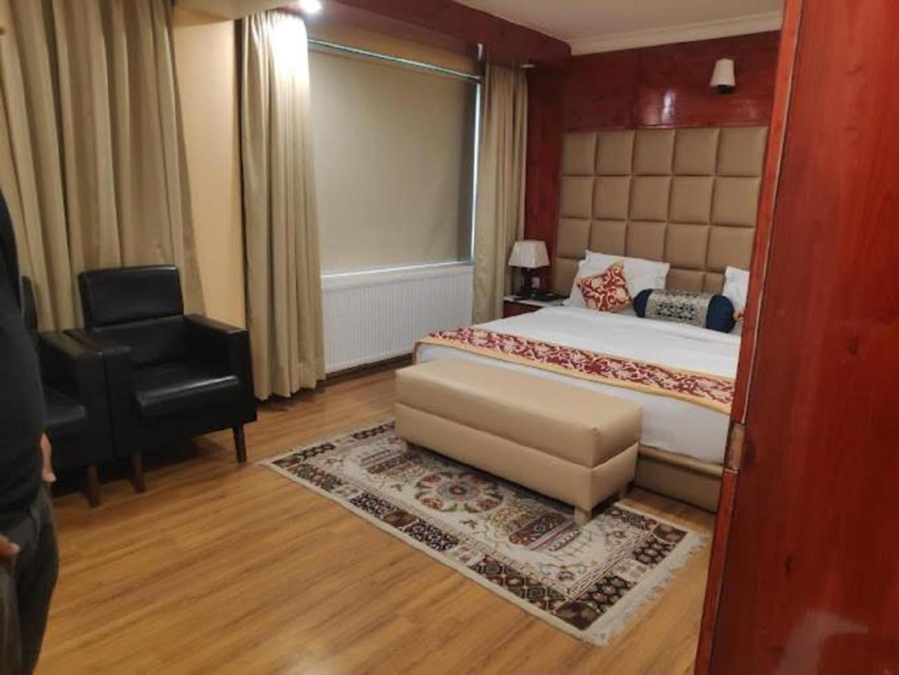 Deluxe Double Room photo 3