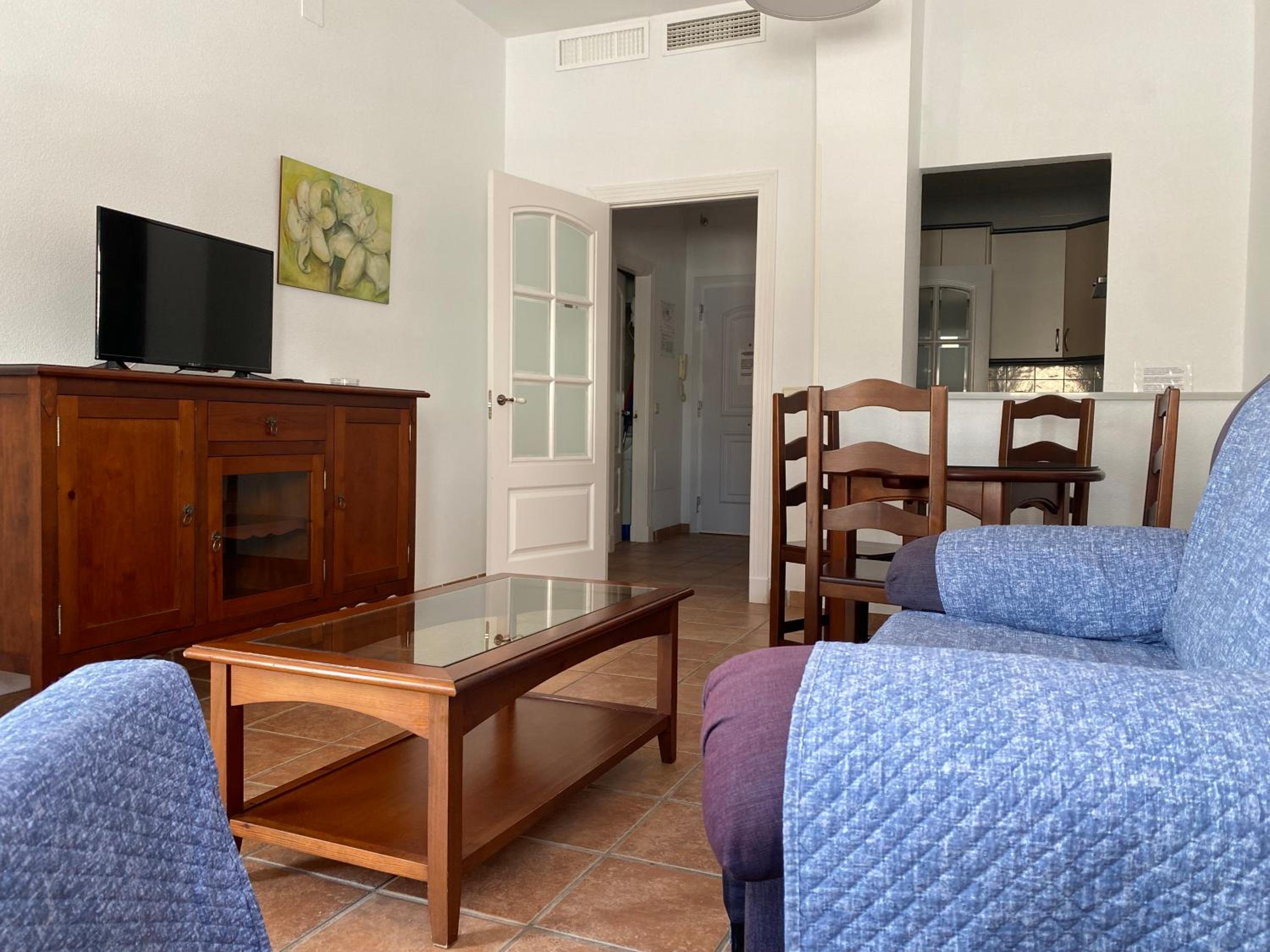 Apartamento clásico de una habitación con terraza