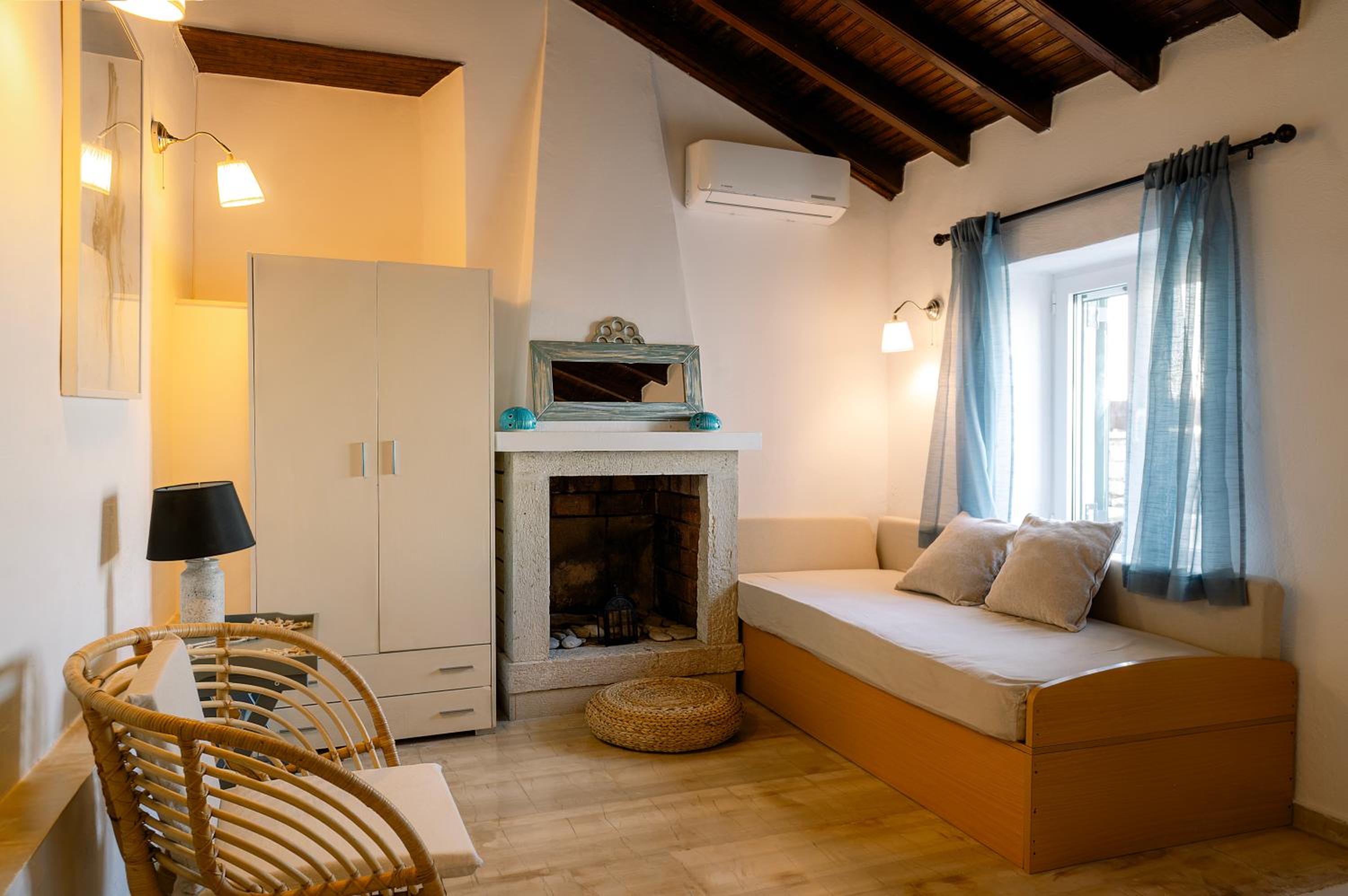 Villa photo 3