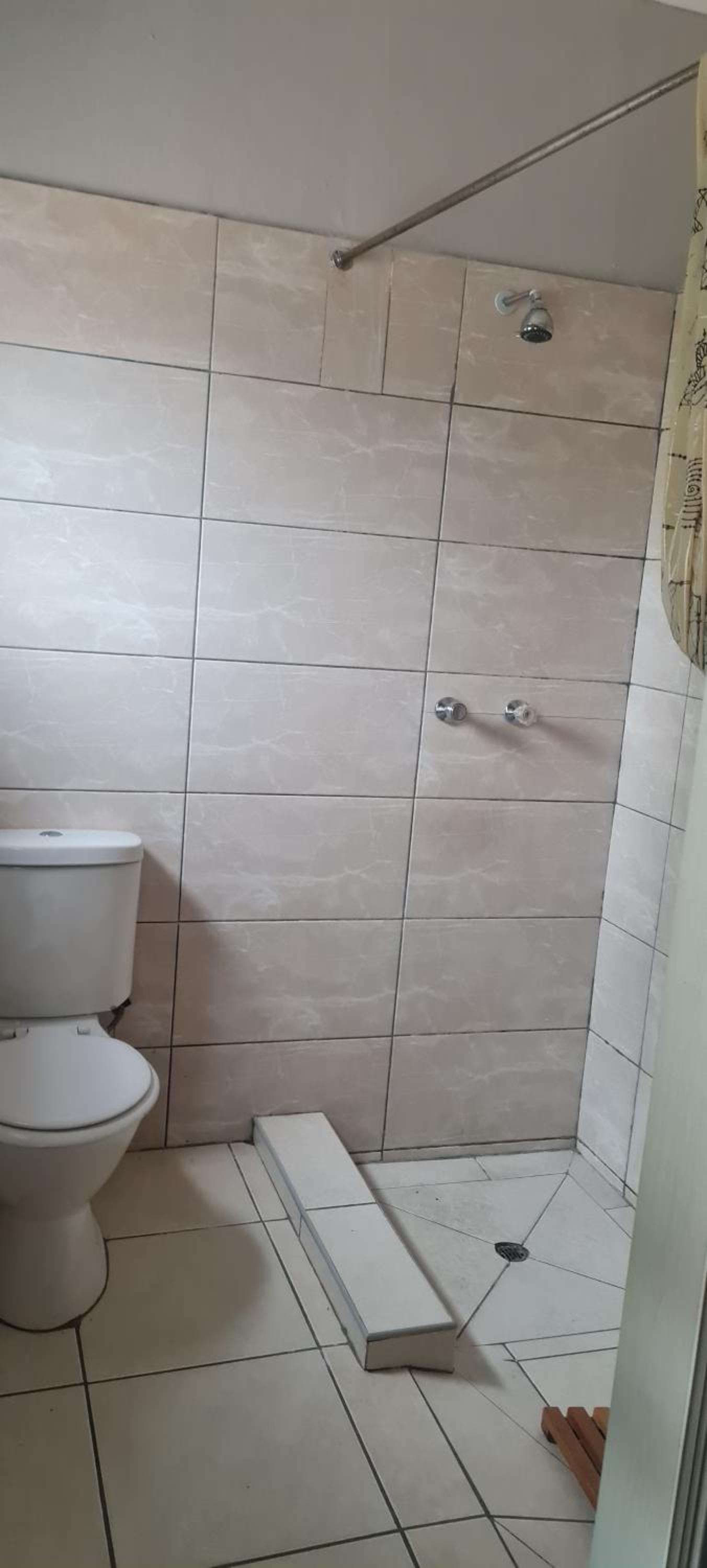 Double Room With Private Bathroom photo 2