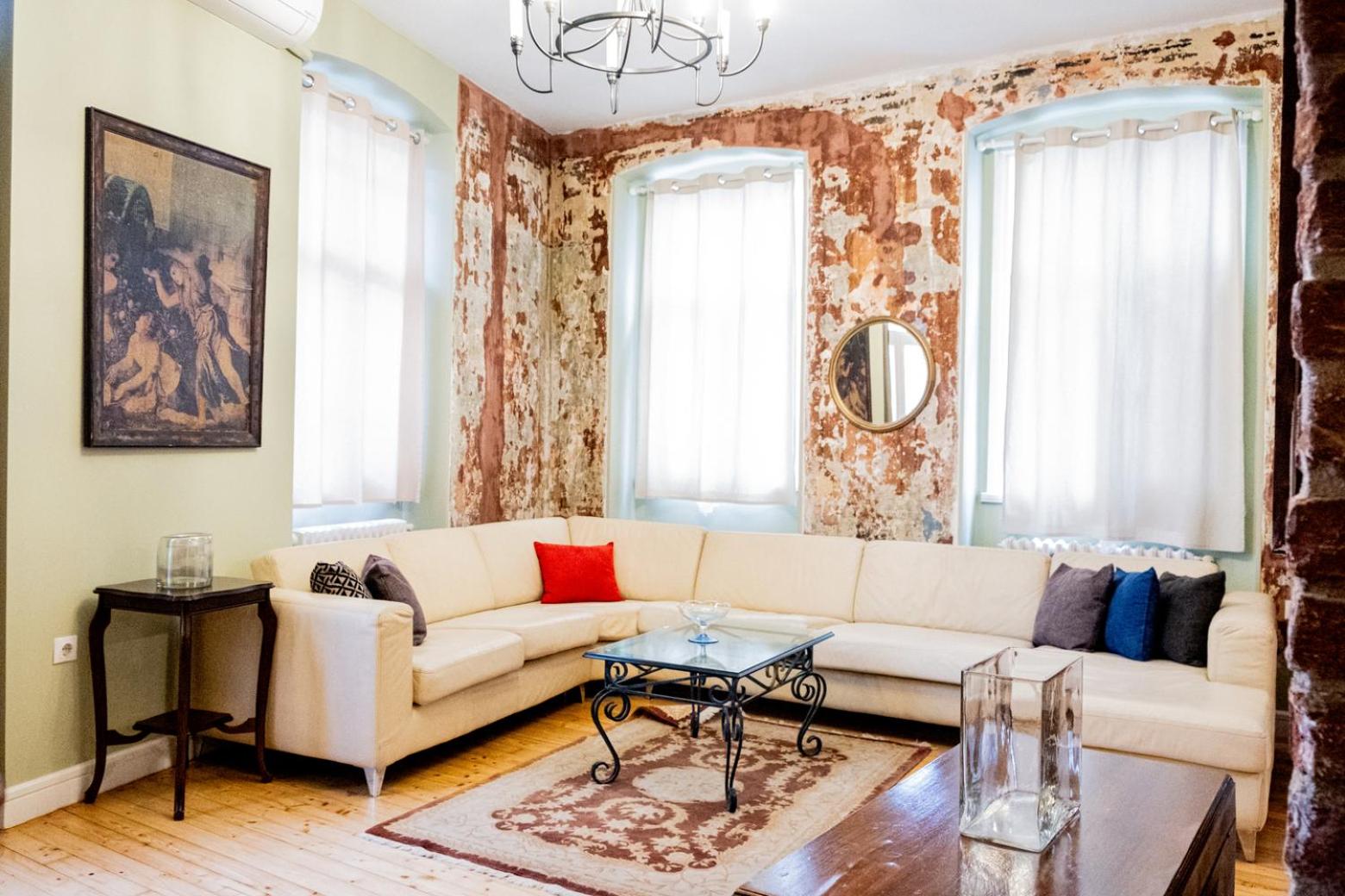 Three-Bedroom Deluxe Apartment photo 1