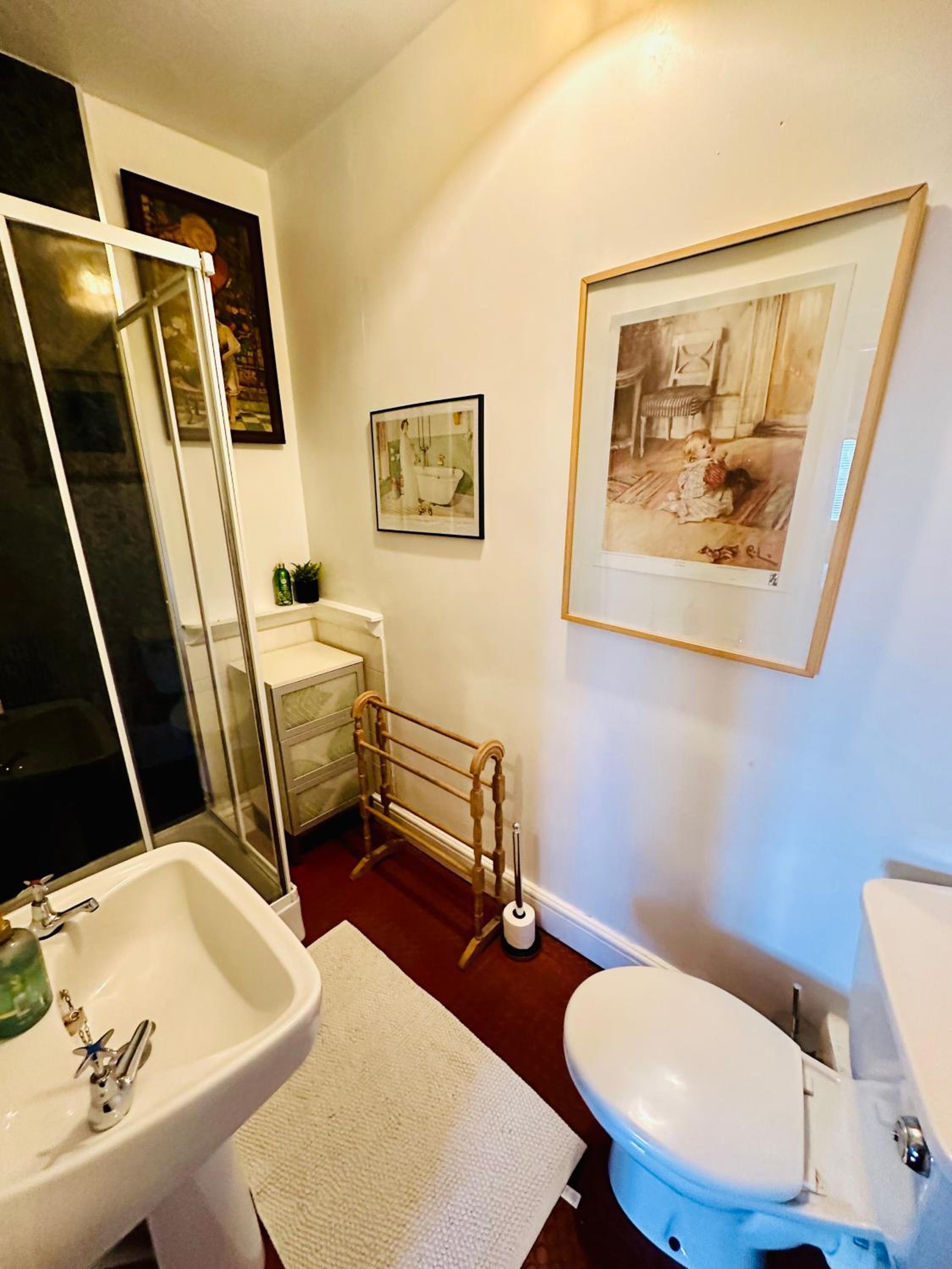 Double Room with Balcony - Photo 15