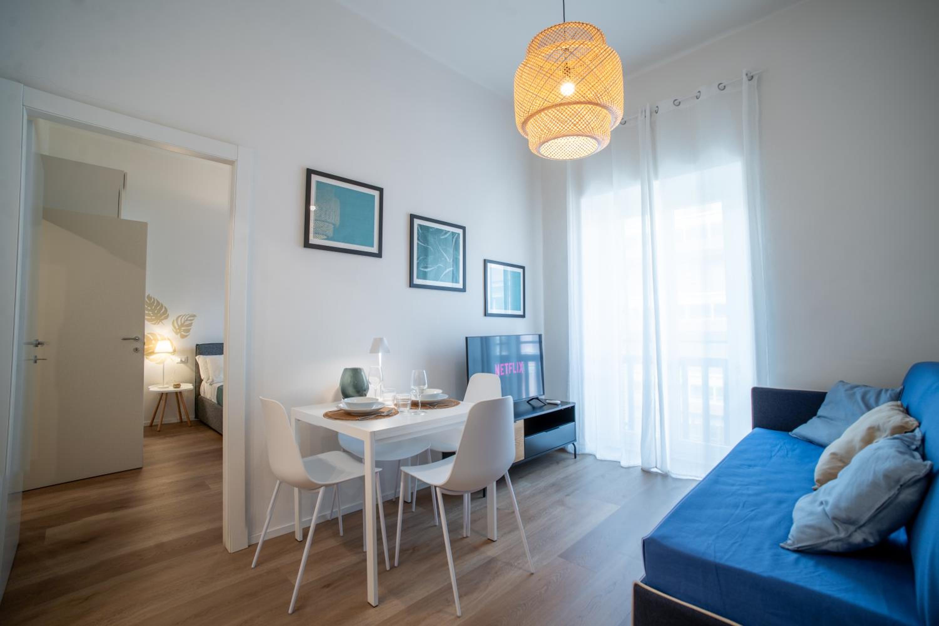 One-Bedroom Apartment