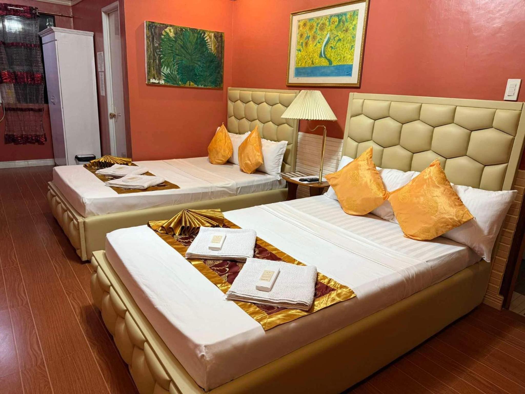 Deluxe Double or Twin Room