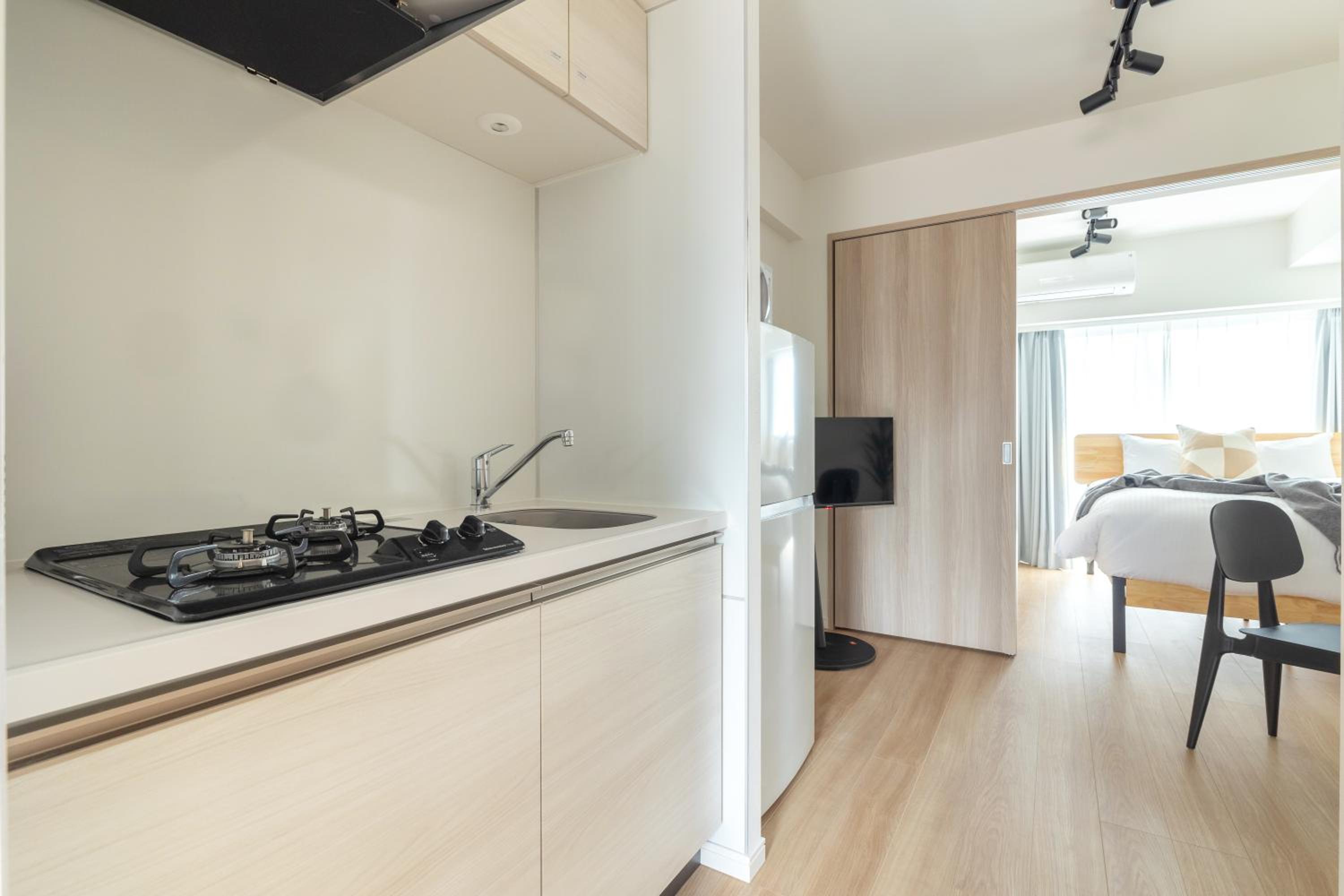Studio Apartment photo 3