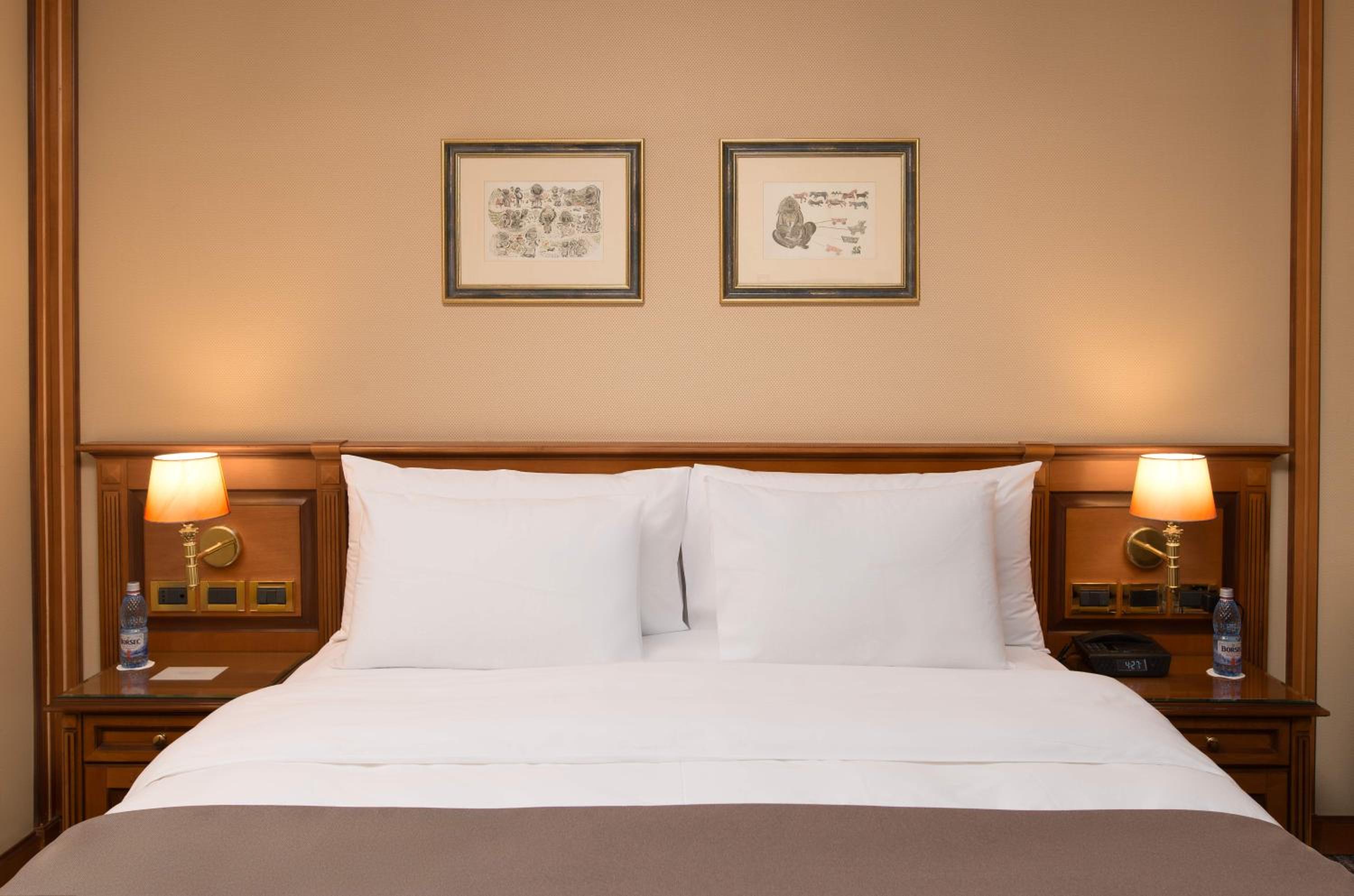 Deluxe Double Room - Photo 3