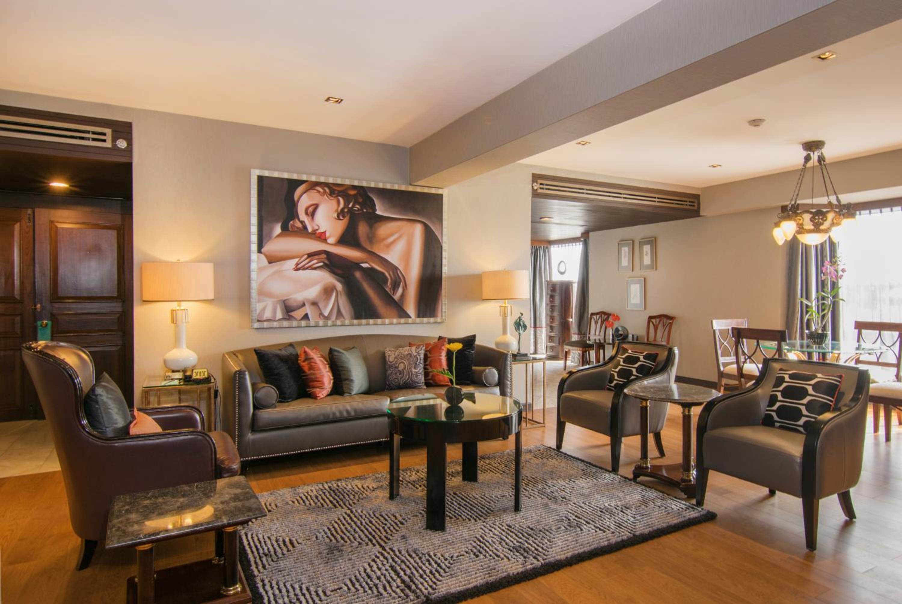 Deluxe Suite - Photo 4