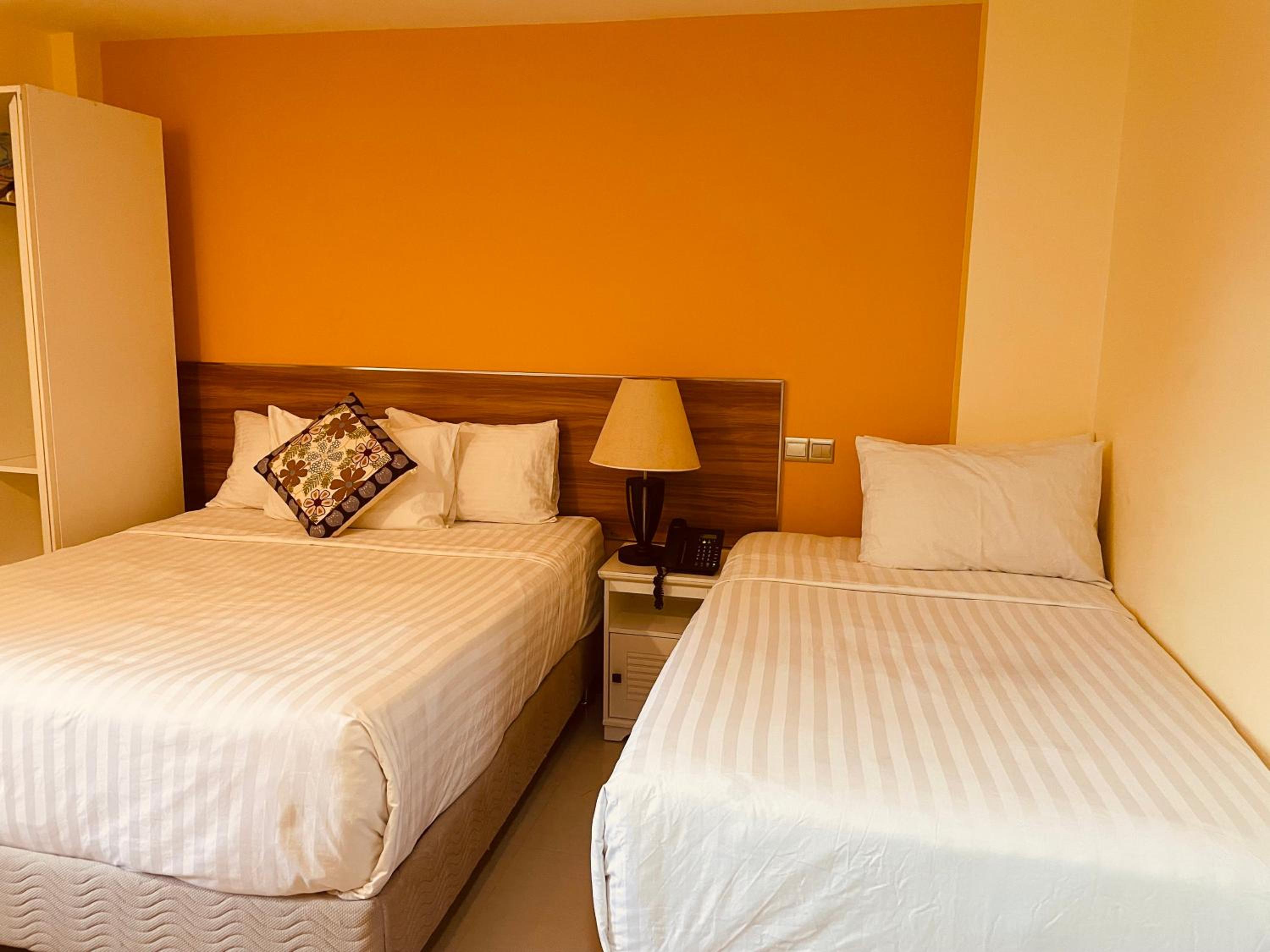 Standard Triple Room photo 3
