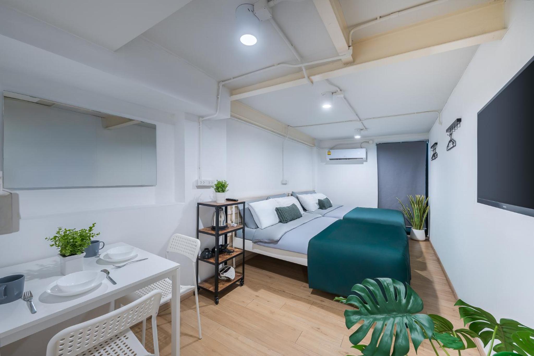 Deluxe Apartment (G Floor) photo 2