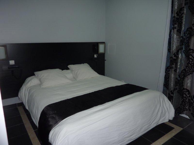 Economy Double Room - Photo 3
