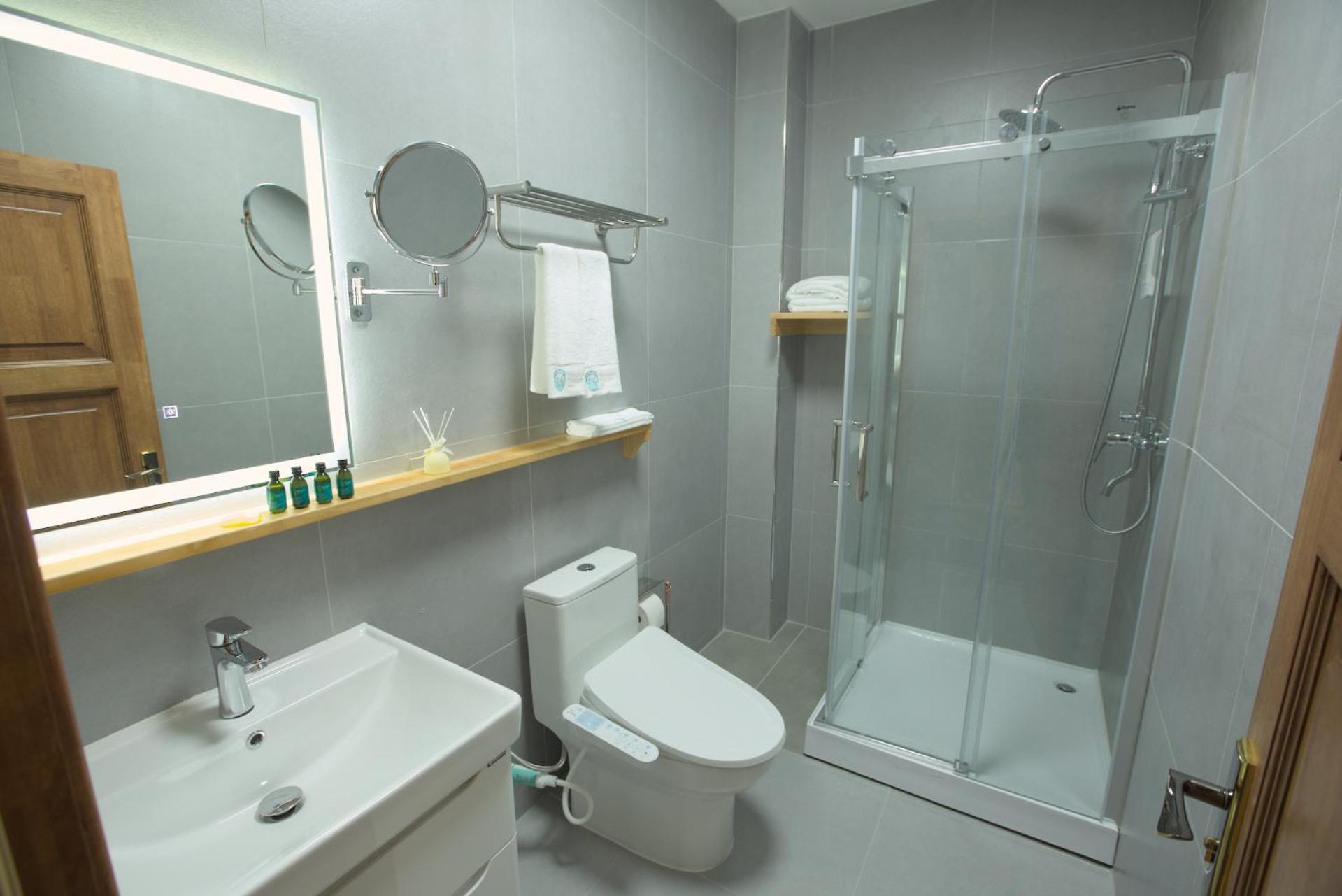 Standard Twin Room photo 2